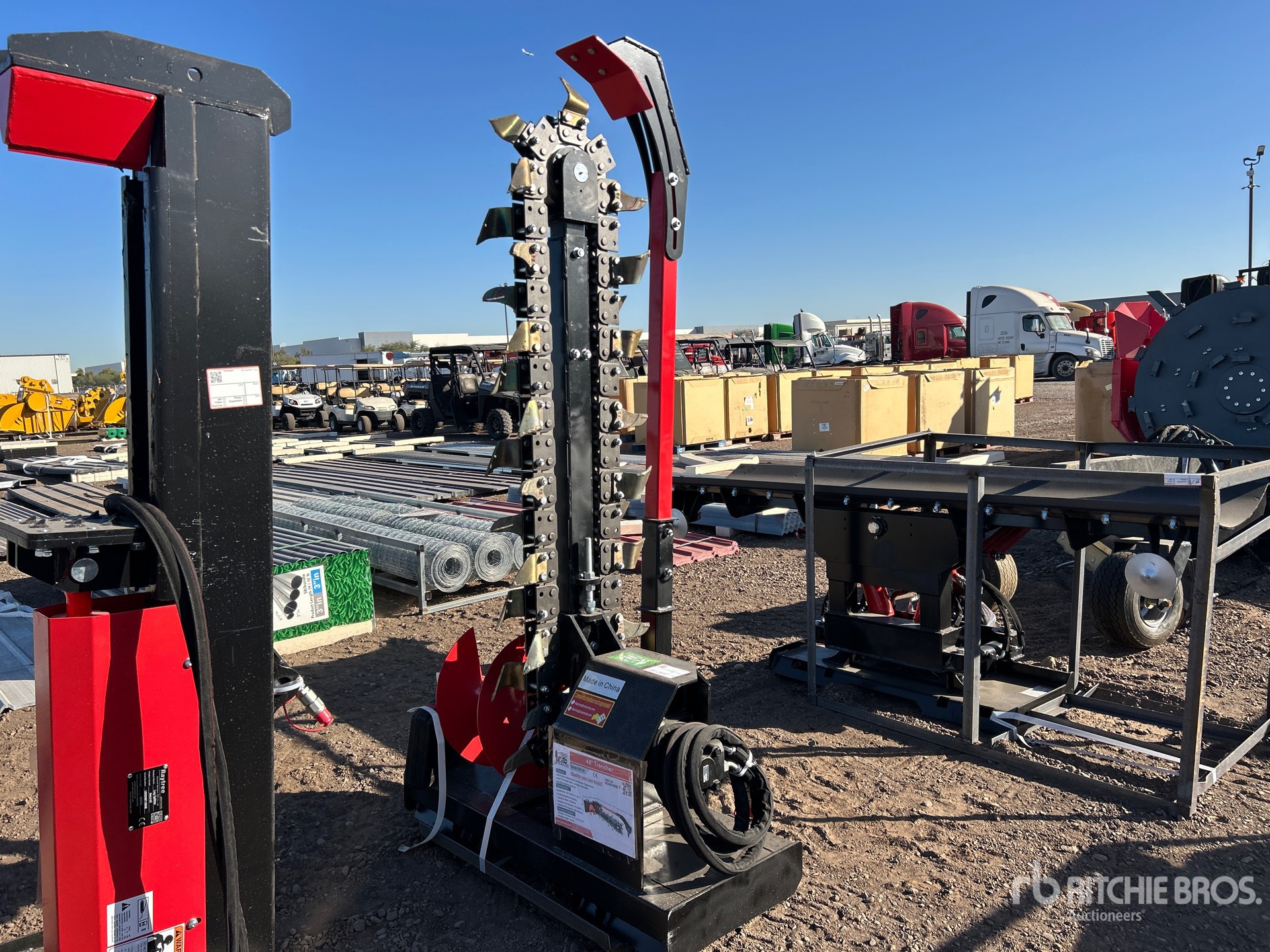 General Appearance with Foto, angolo anteriore sinistro