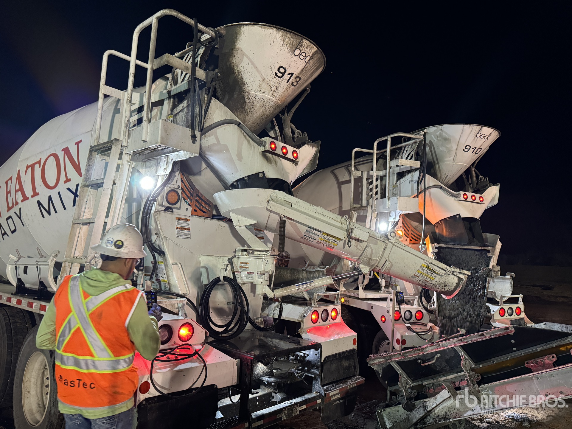 General Appearance with Featured Photo