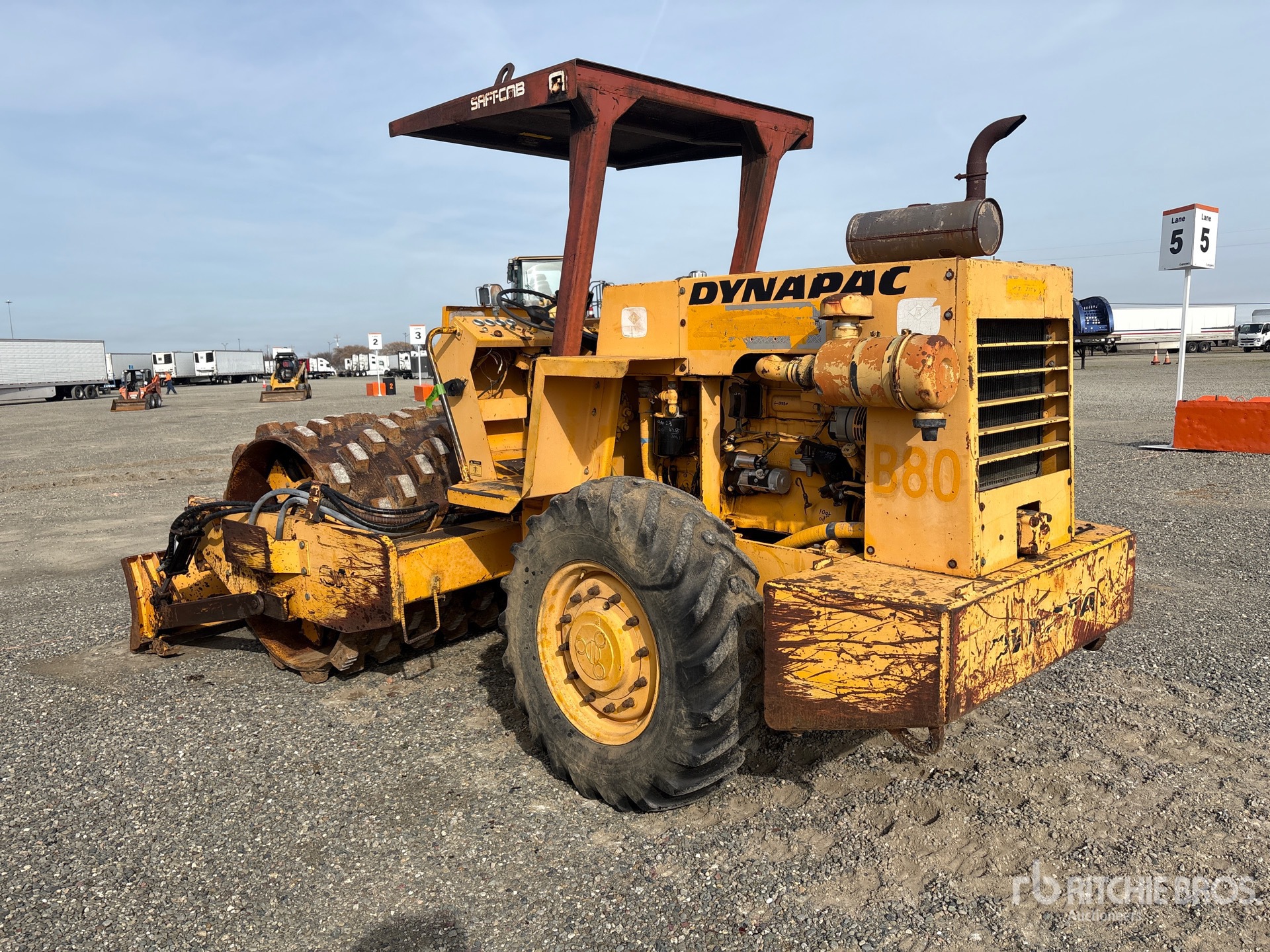 General Appearance with Picture, Left Rear Corner