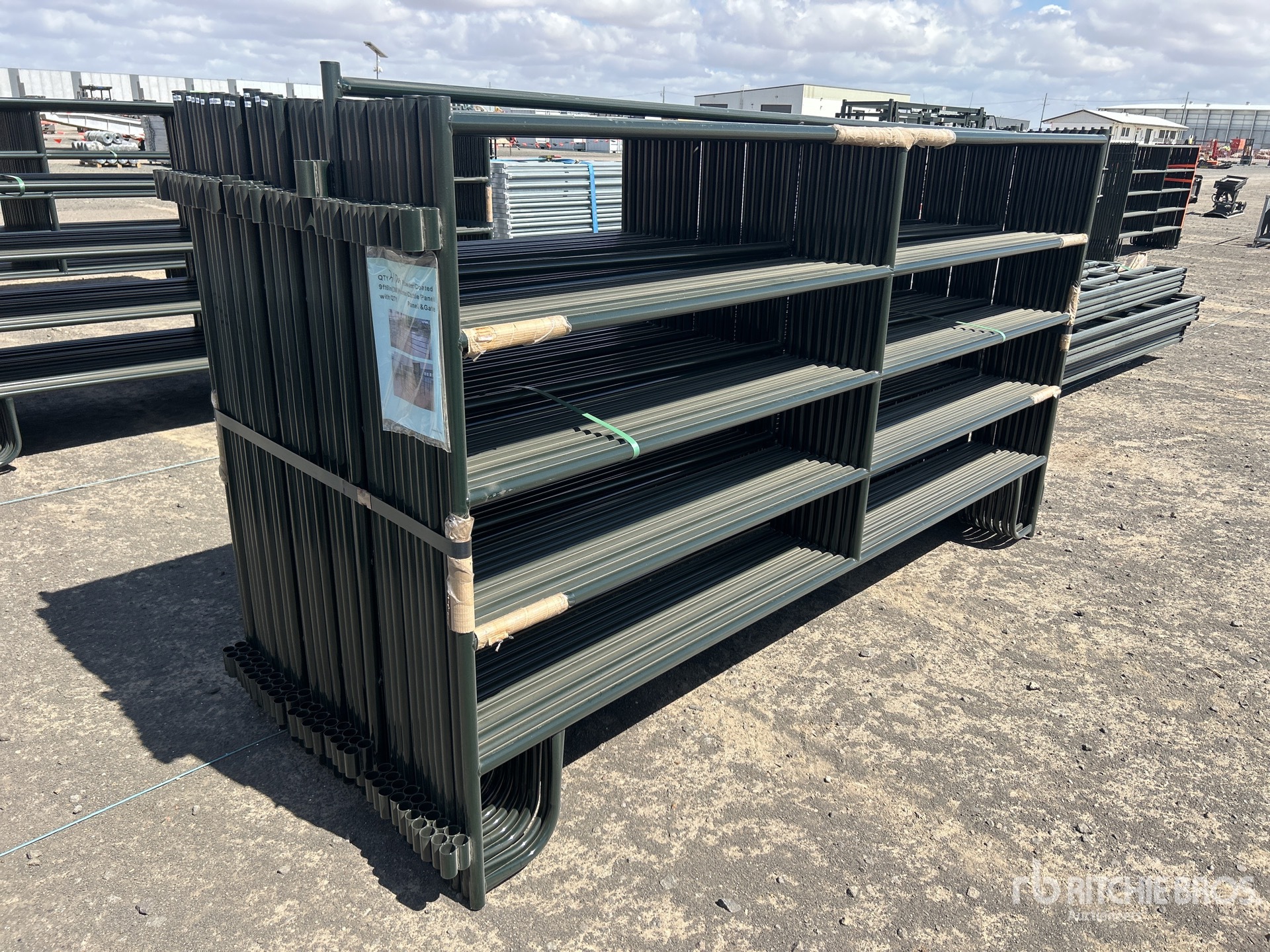 General Appearance with Bild, Ecke vorne rechts