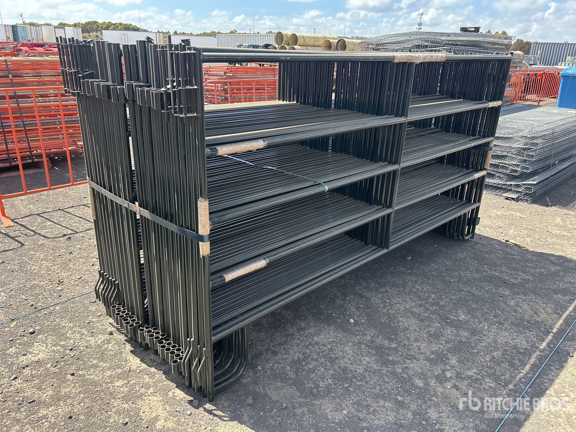 General Appearance with Bild, Ecke hinten links