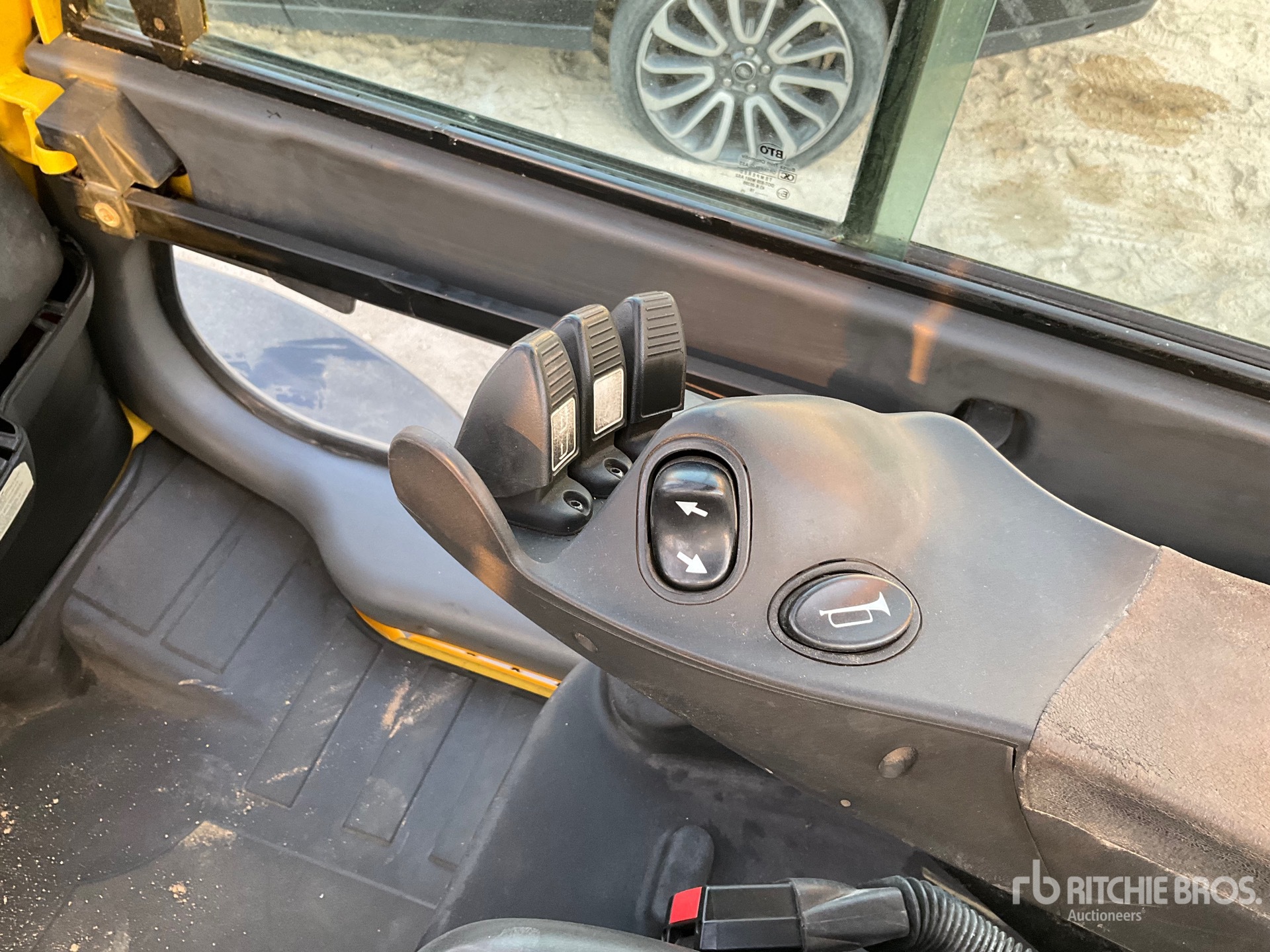 Control Station with