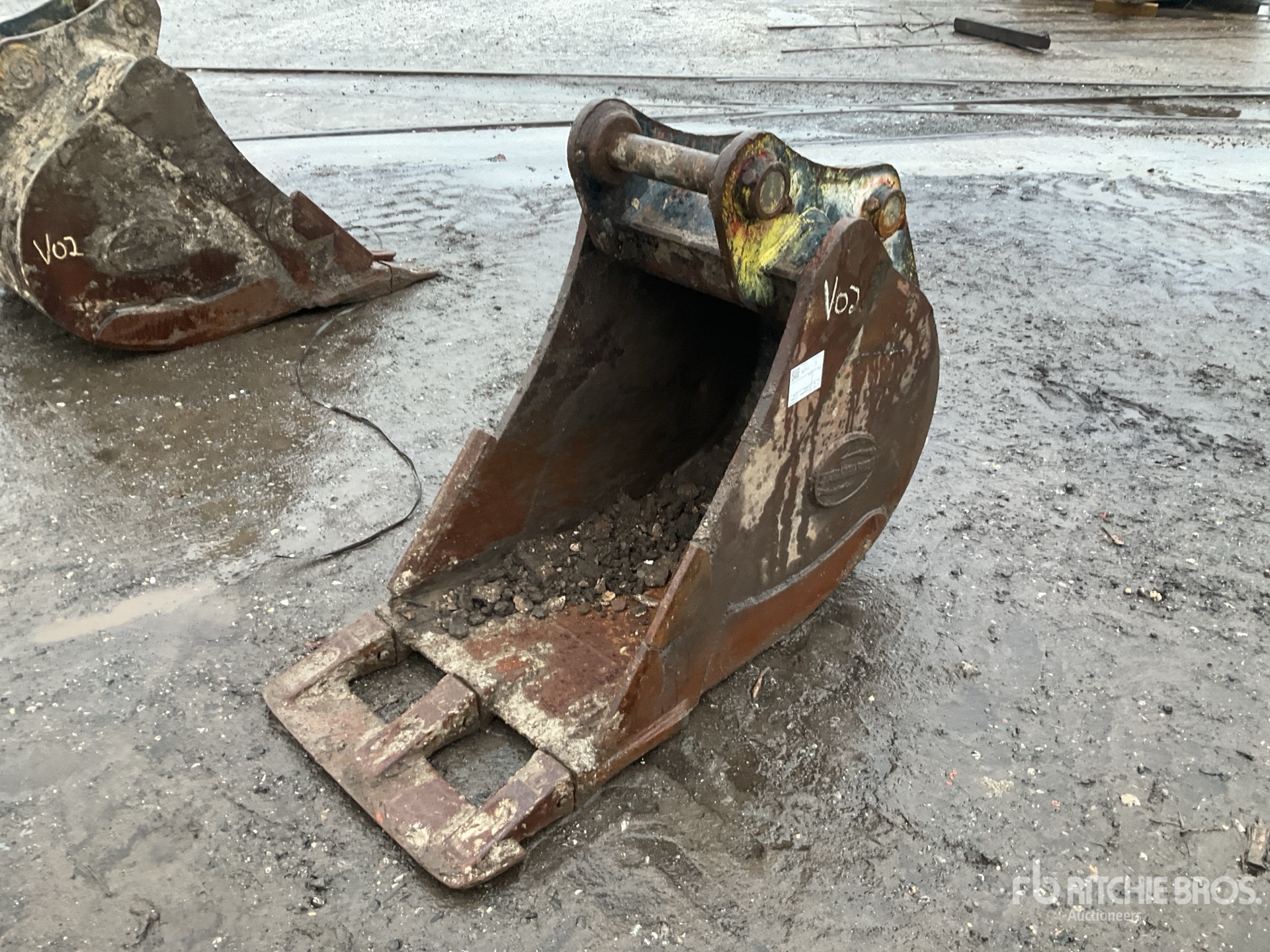 General Appearance with Foto, angolo anteriore sinistro