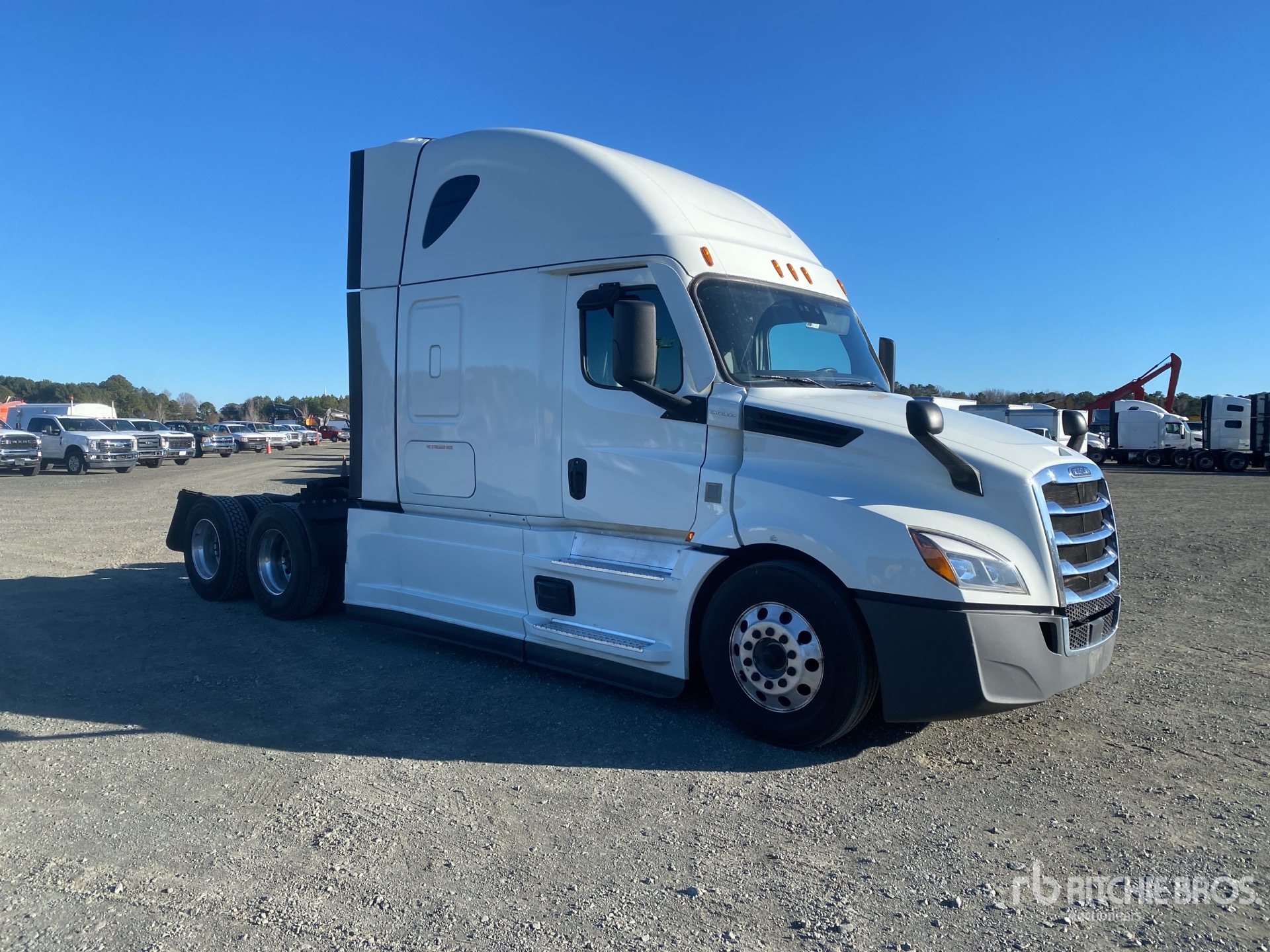 General Appearance with Foto, angolo anteriore destro