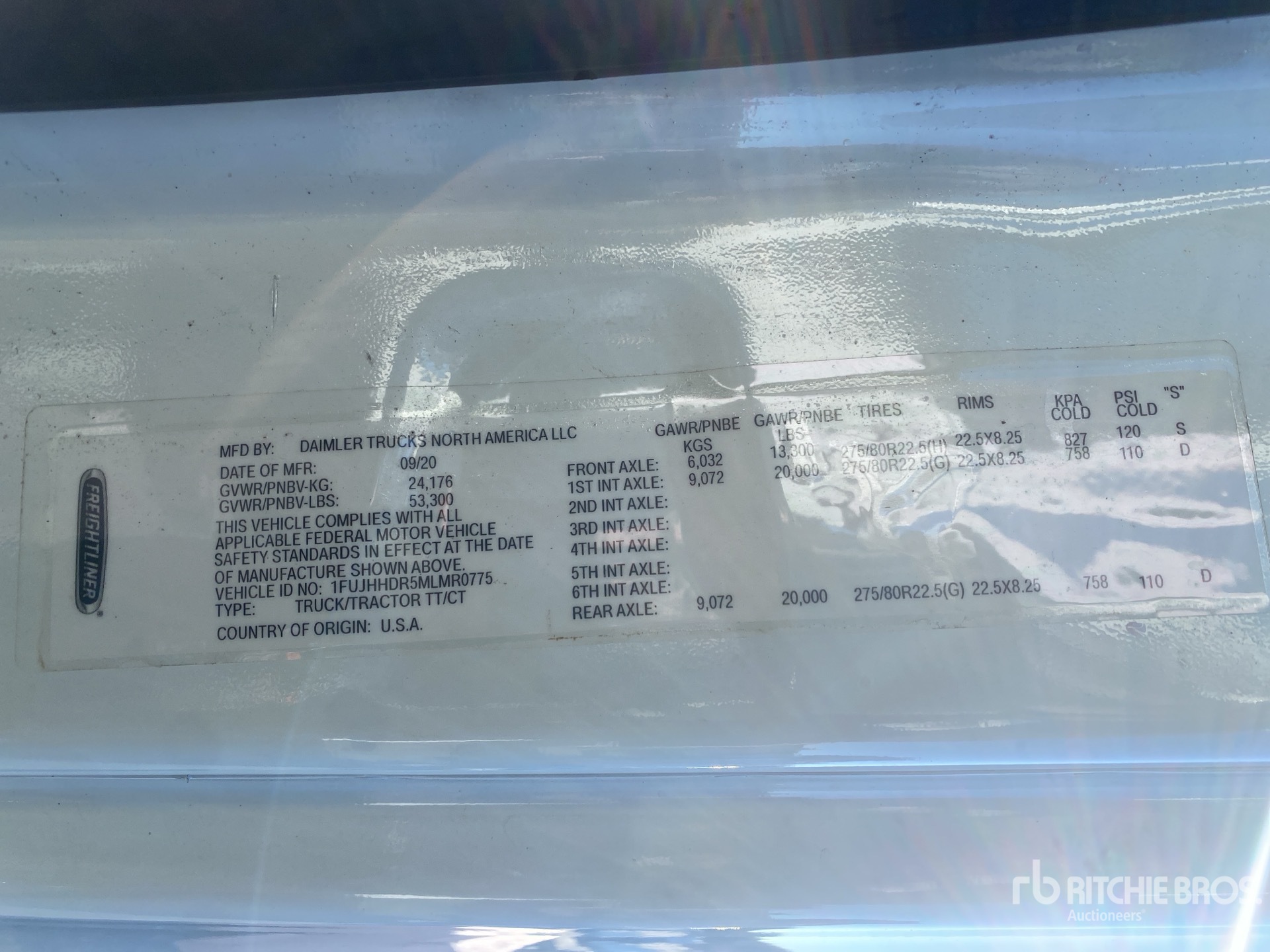 General Appearance with Numero seriale/numero d’identificazione del veicolo (VIN)