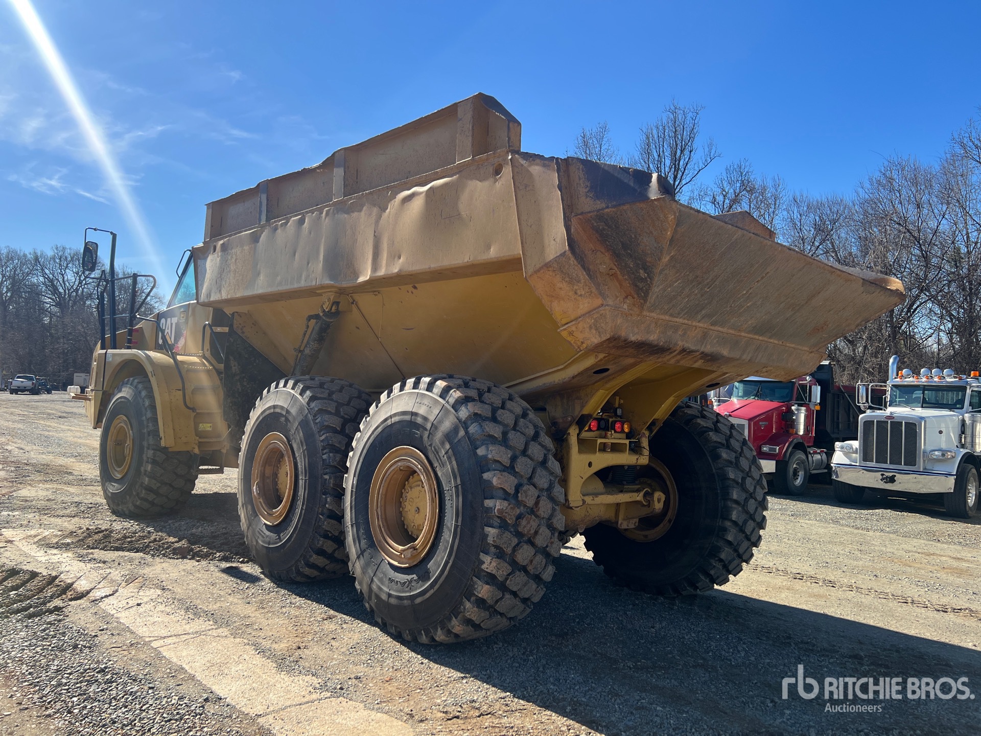 General Appearance with Picture, Left Rear Corner