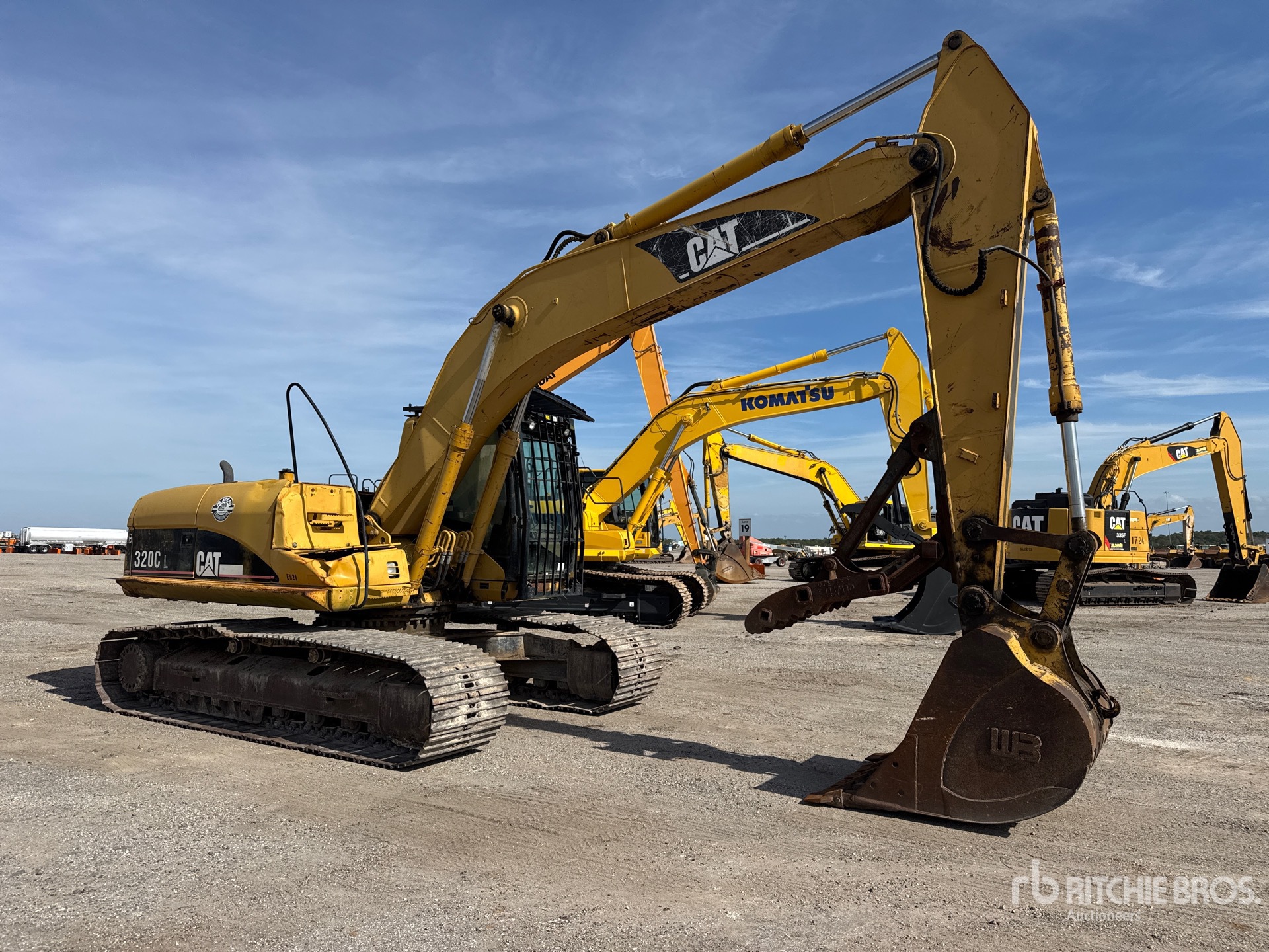 General Appearance with Bild, Ecke vorne rechts