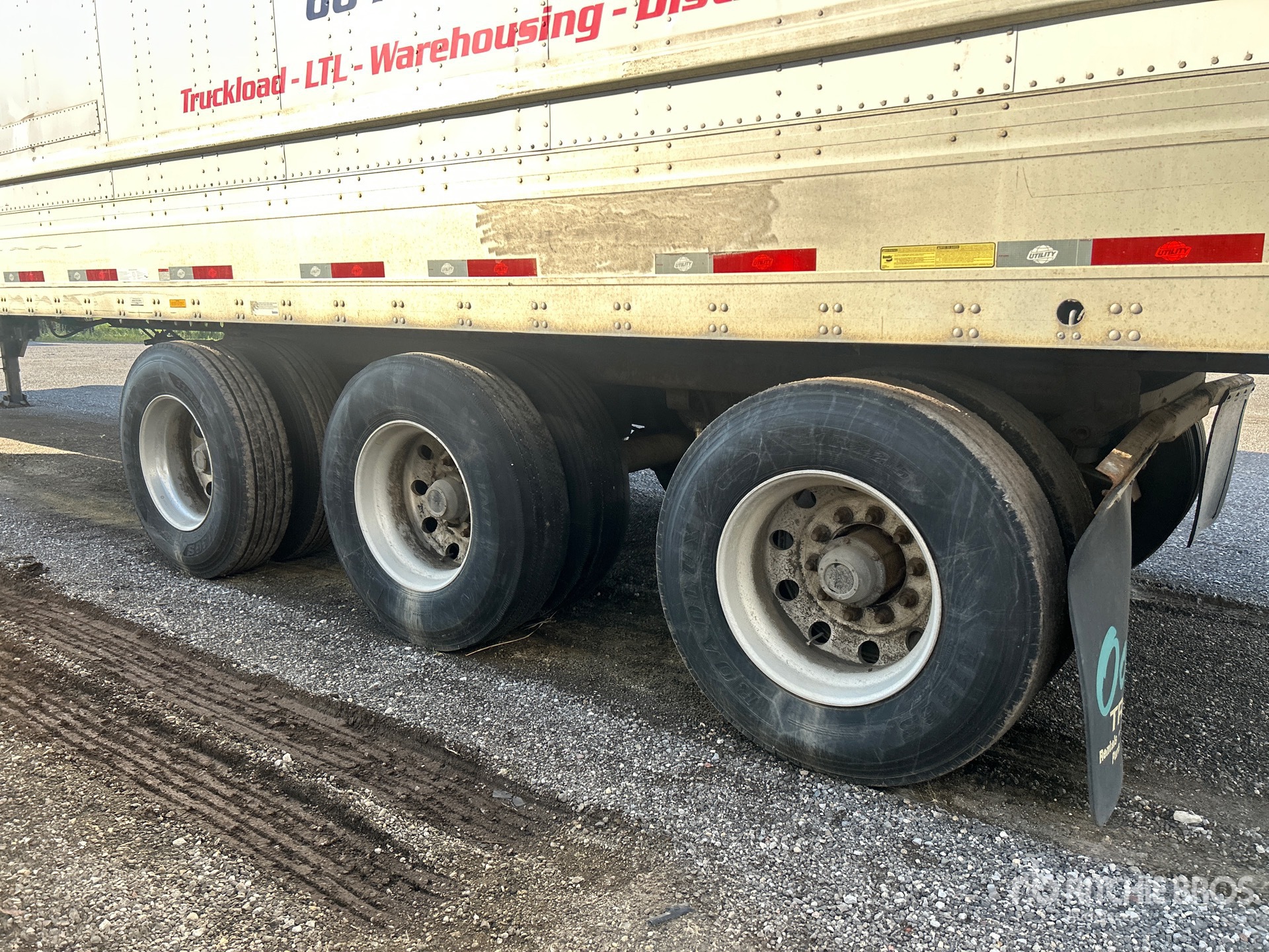 2020 Utility 4000DX