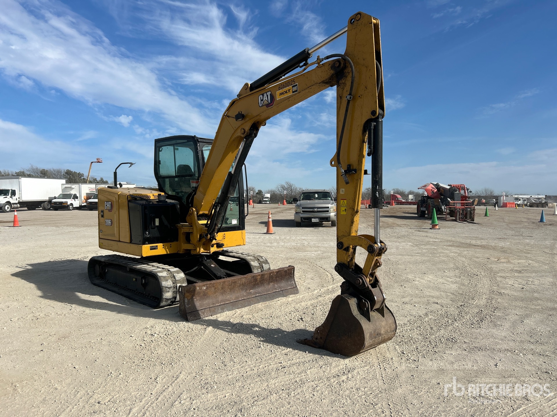 General Appearance with Bild, Ecke vorne rechts