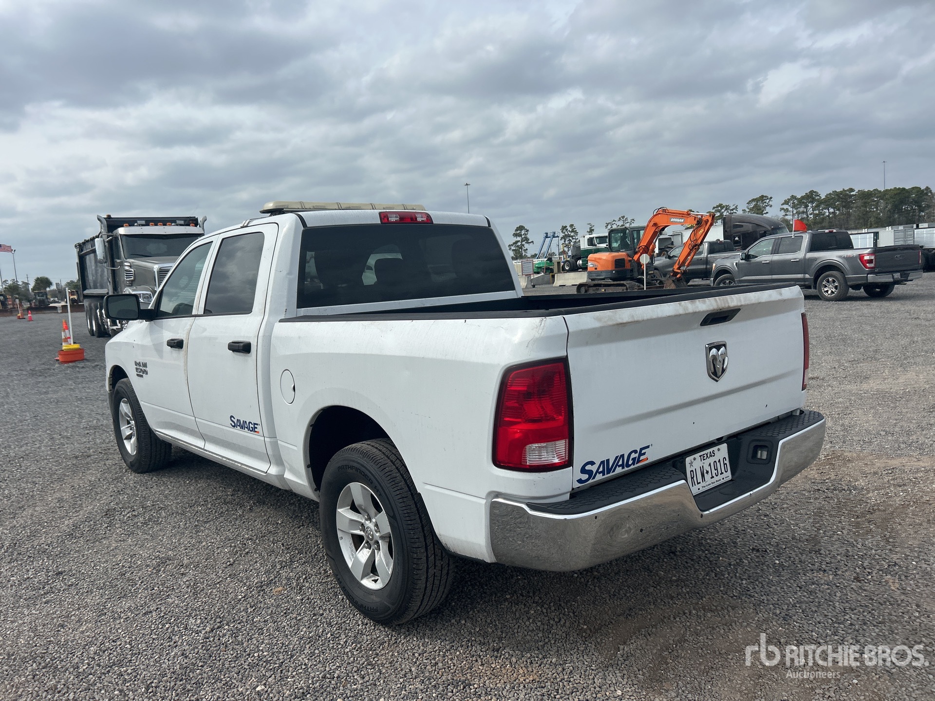 General Appearance with Picture, Left Rear Corner