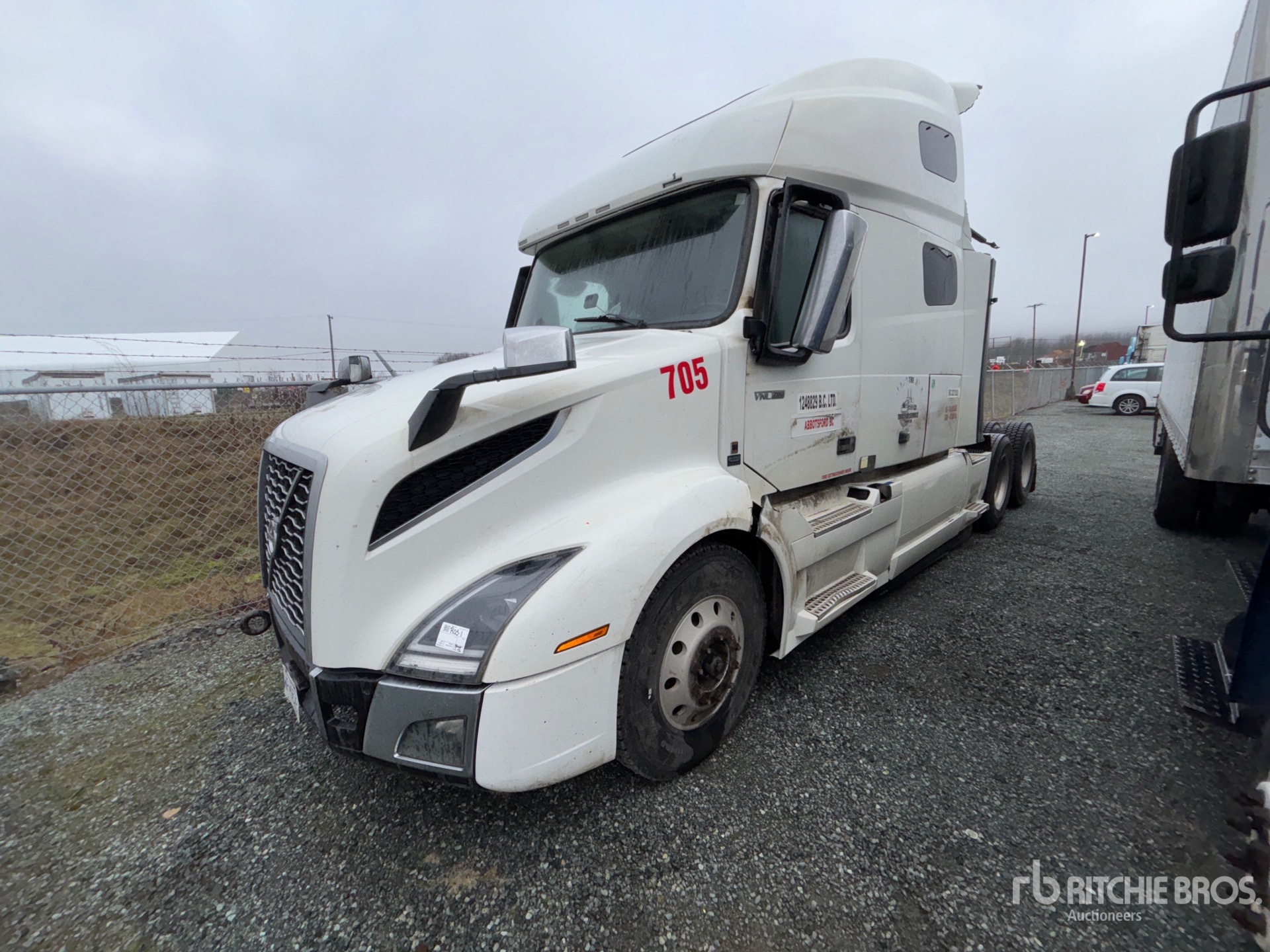 Aspect général with Image, coin avant gauche