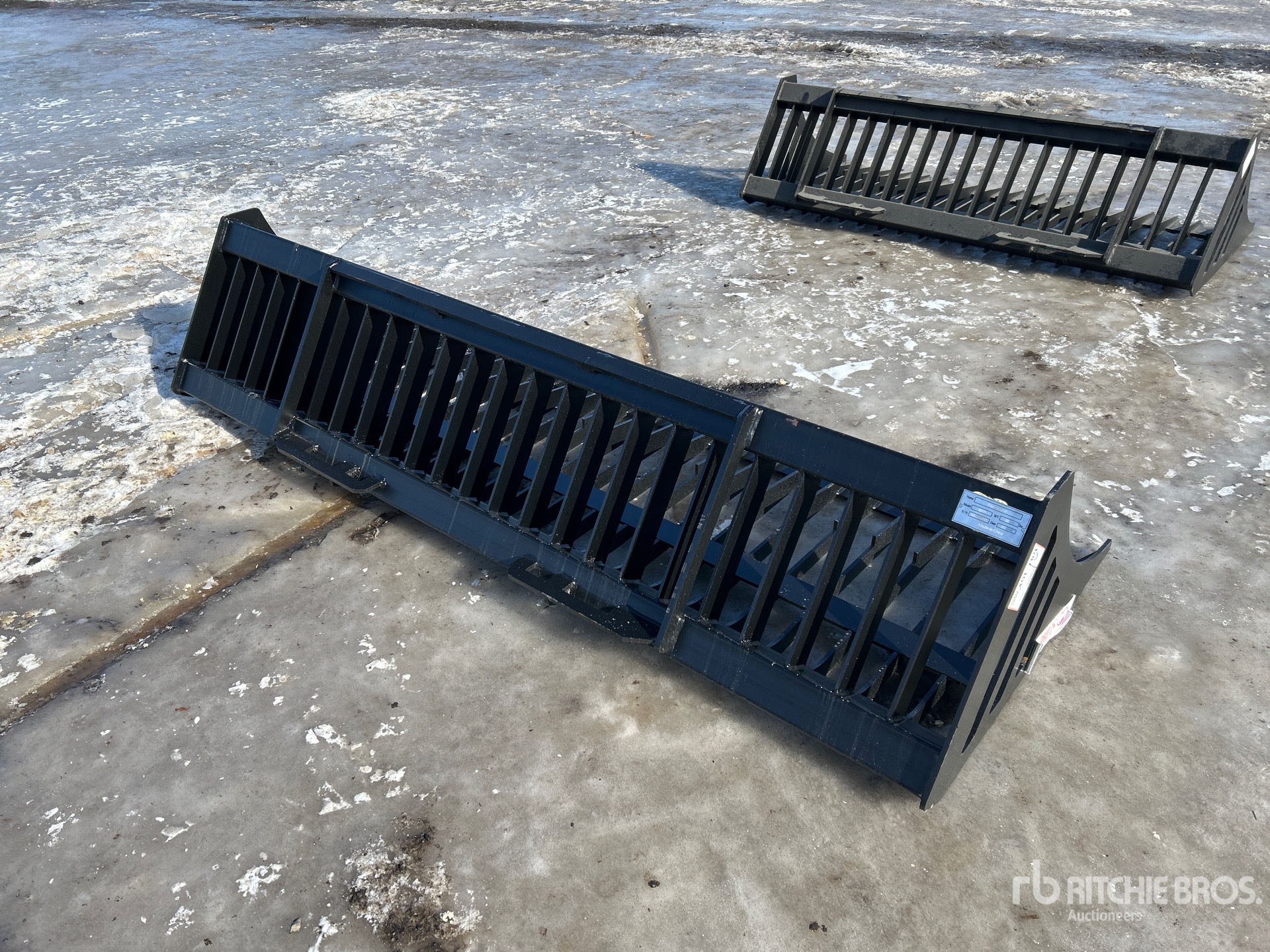 General Appearance with Foto, angolo anteriore sinistro