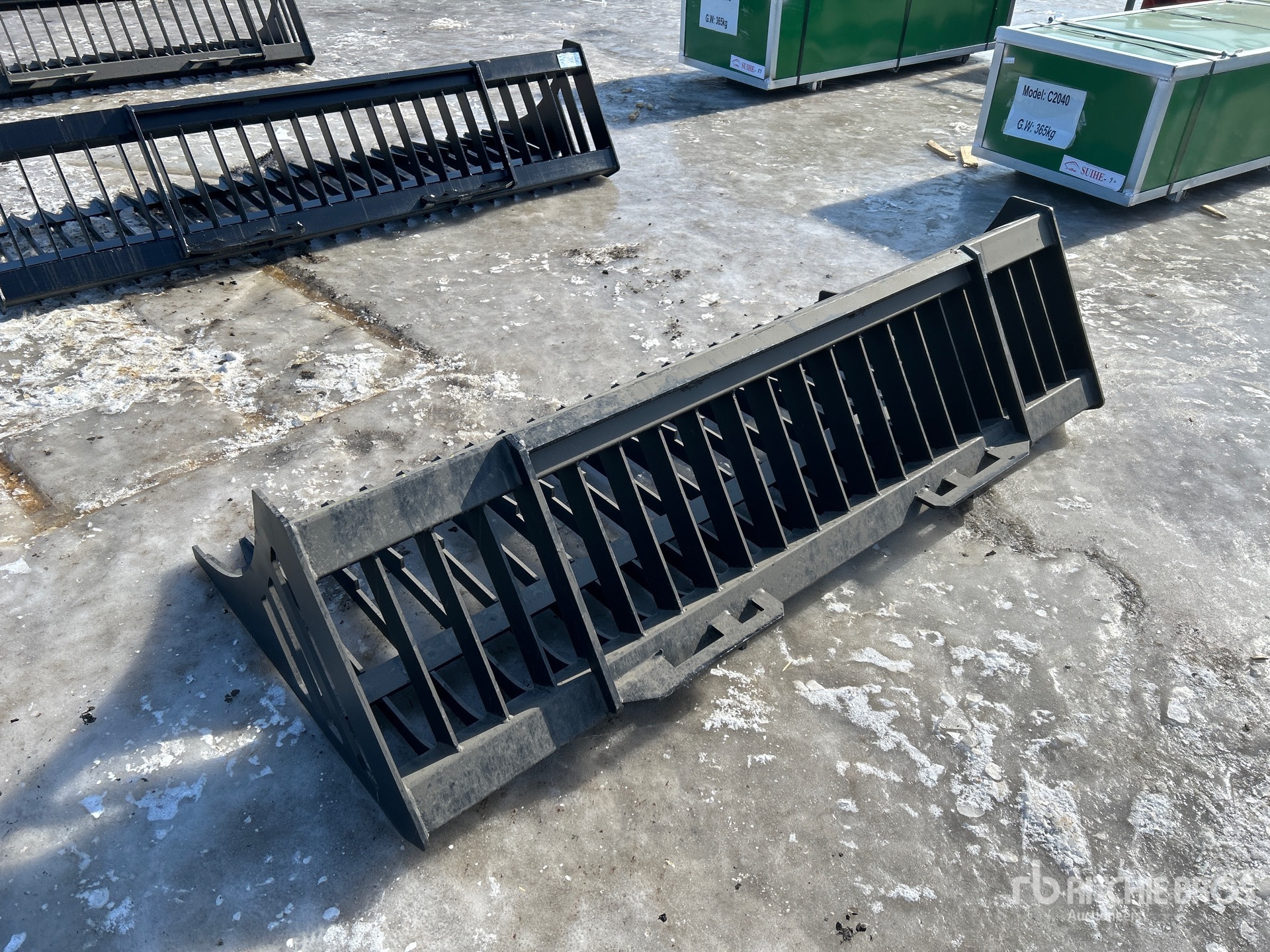 General Appearance with Foto, angolo posteriore sinistro