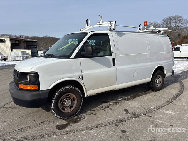 2012 Chevrolet Express 2500 Cargo Van
