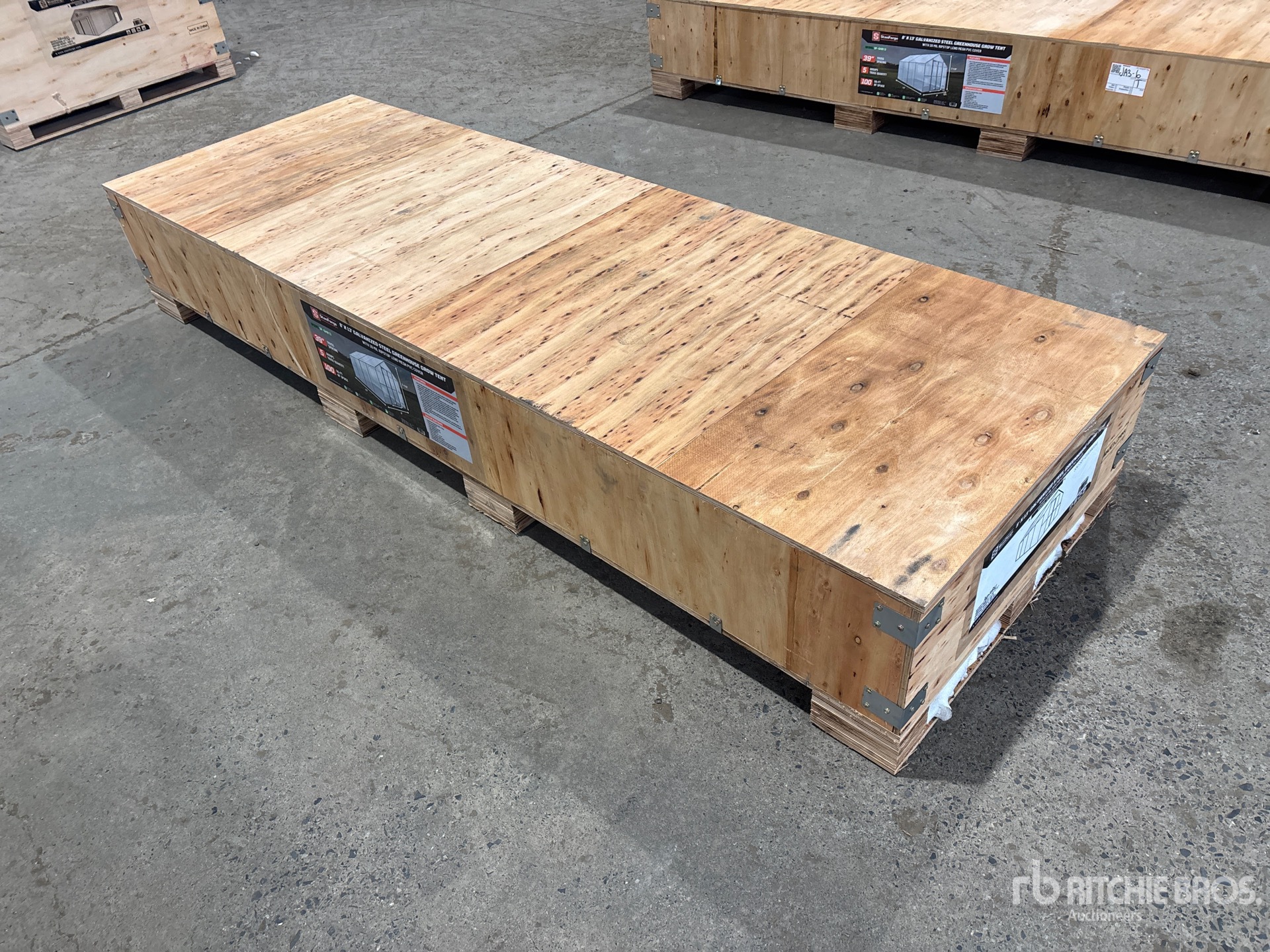 General Appearance with Bild, Ecke hinten rechts