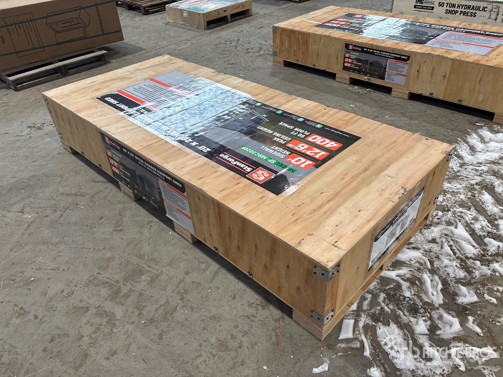 General Appearance with Picture, Right Rear Corner