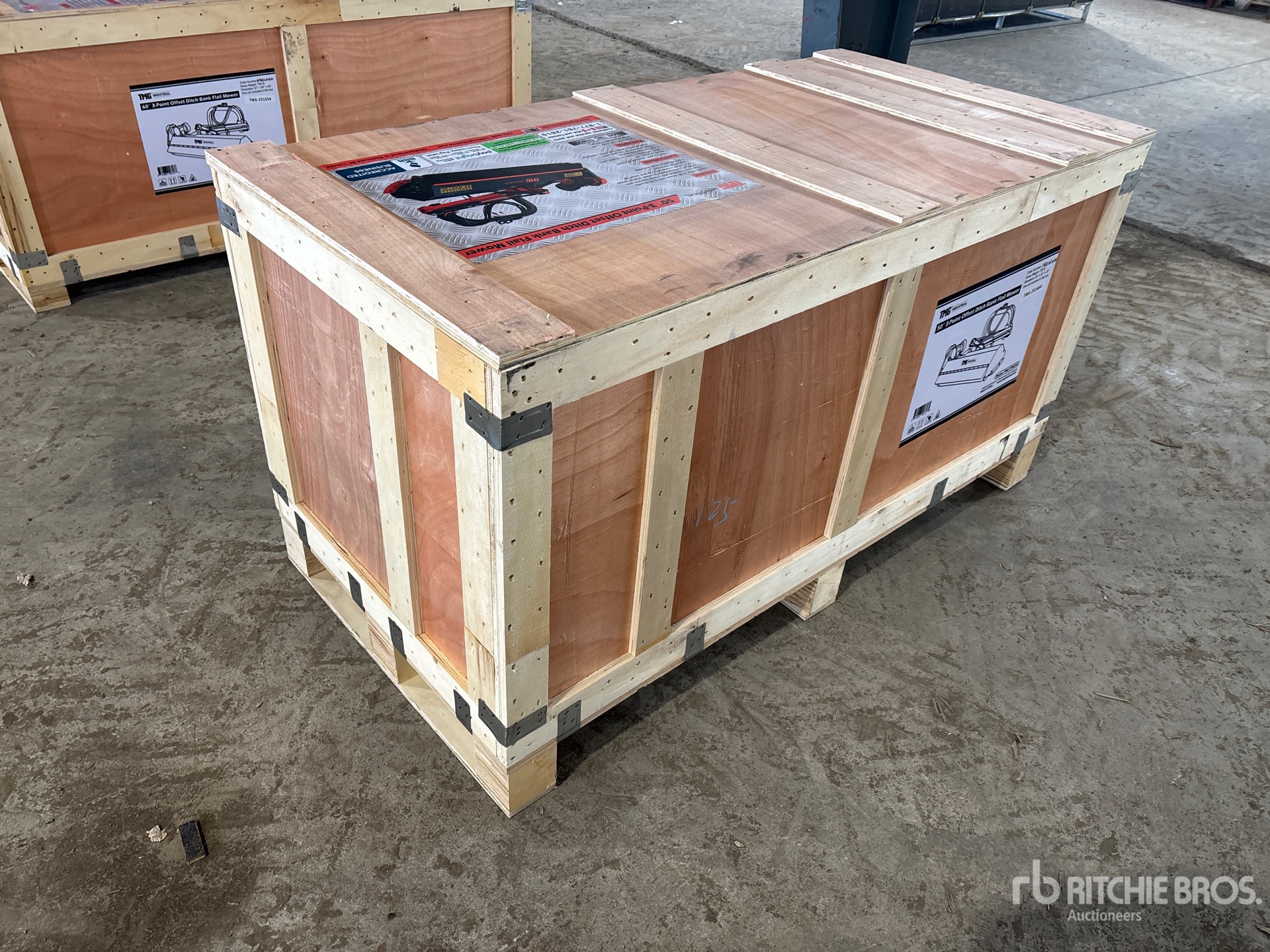 General Appearance with Picture, Left Rear Corner