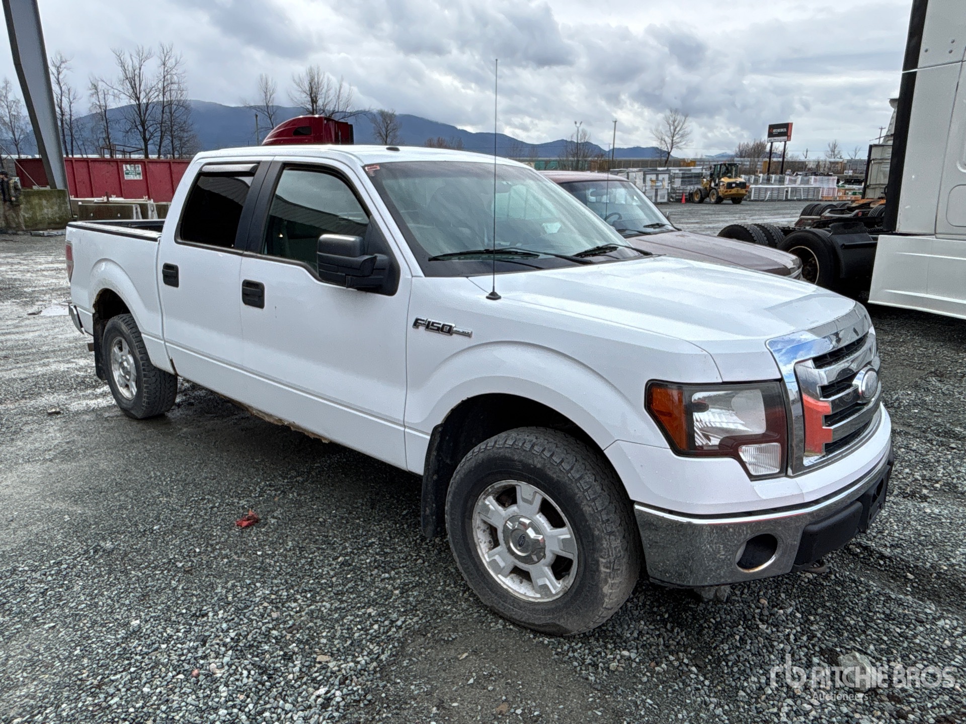 General Appearance with Picture, Right Front Corner