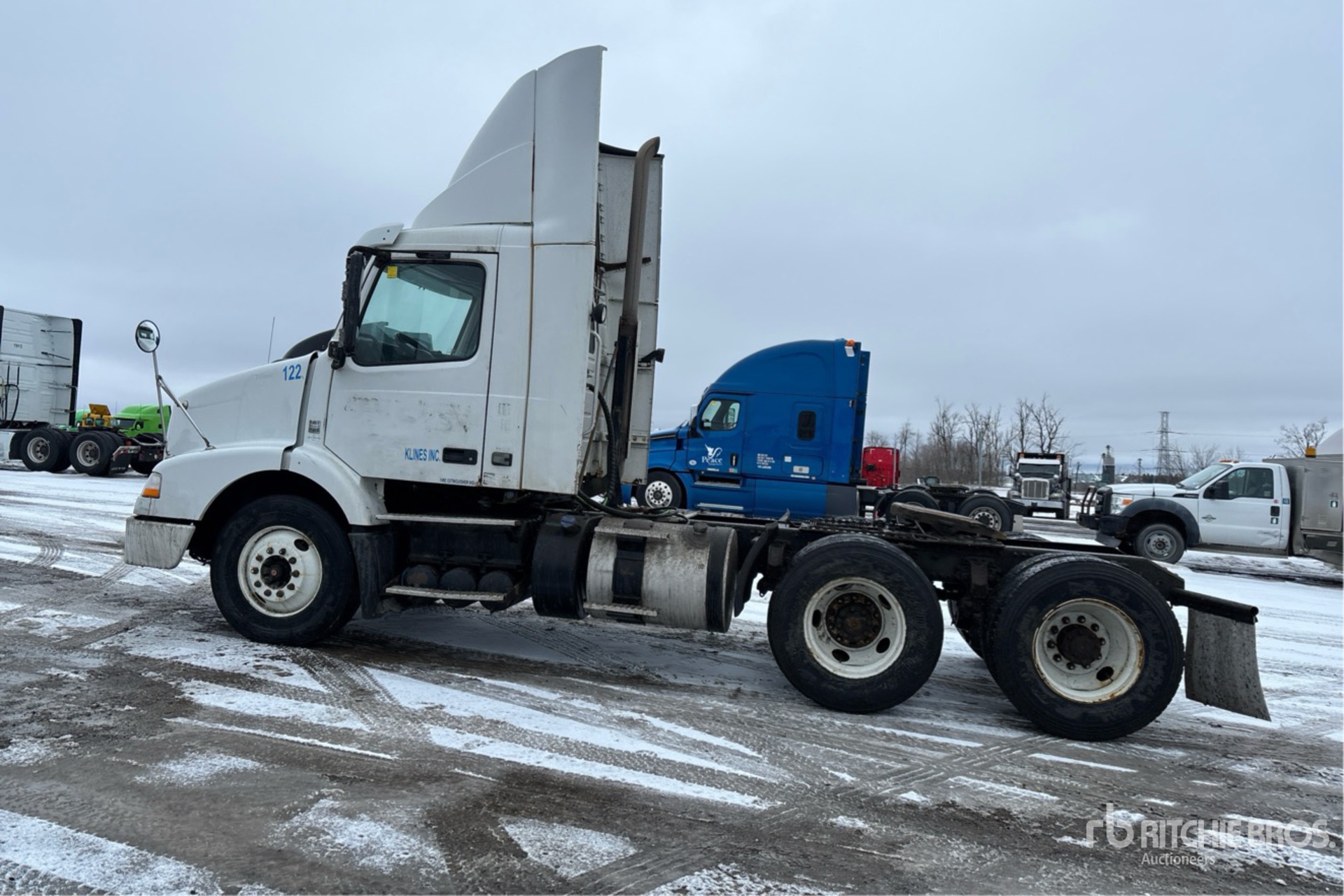 General Appearance with Imagen: esquina trasera izquierda