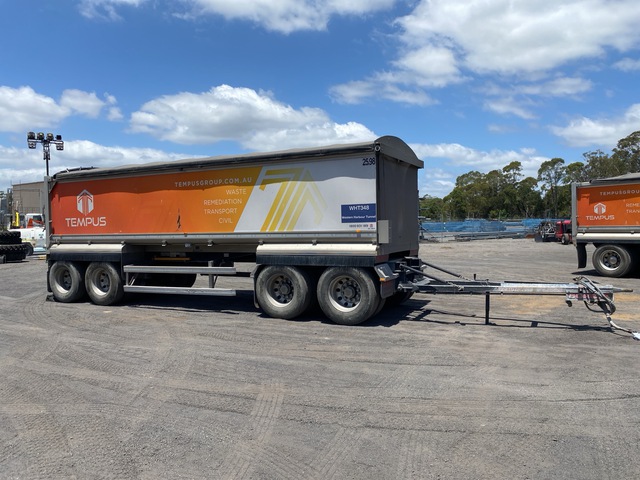 2024 Borcat 8 m Quad Dog Tipping Trailer