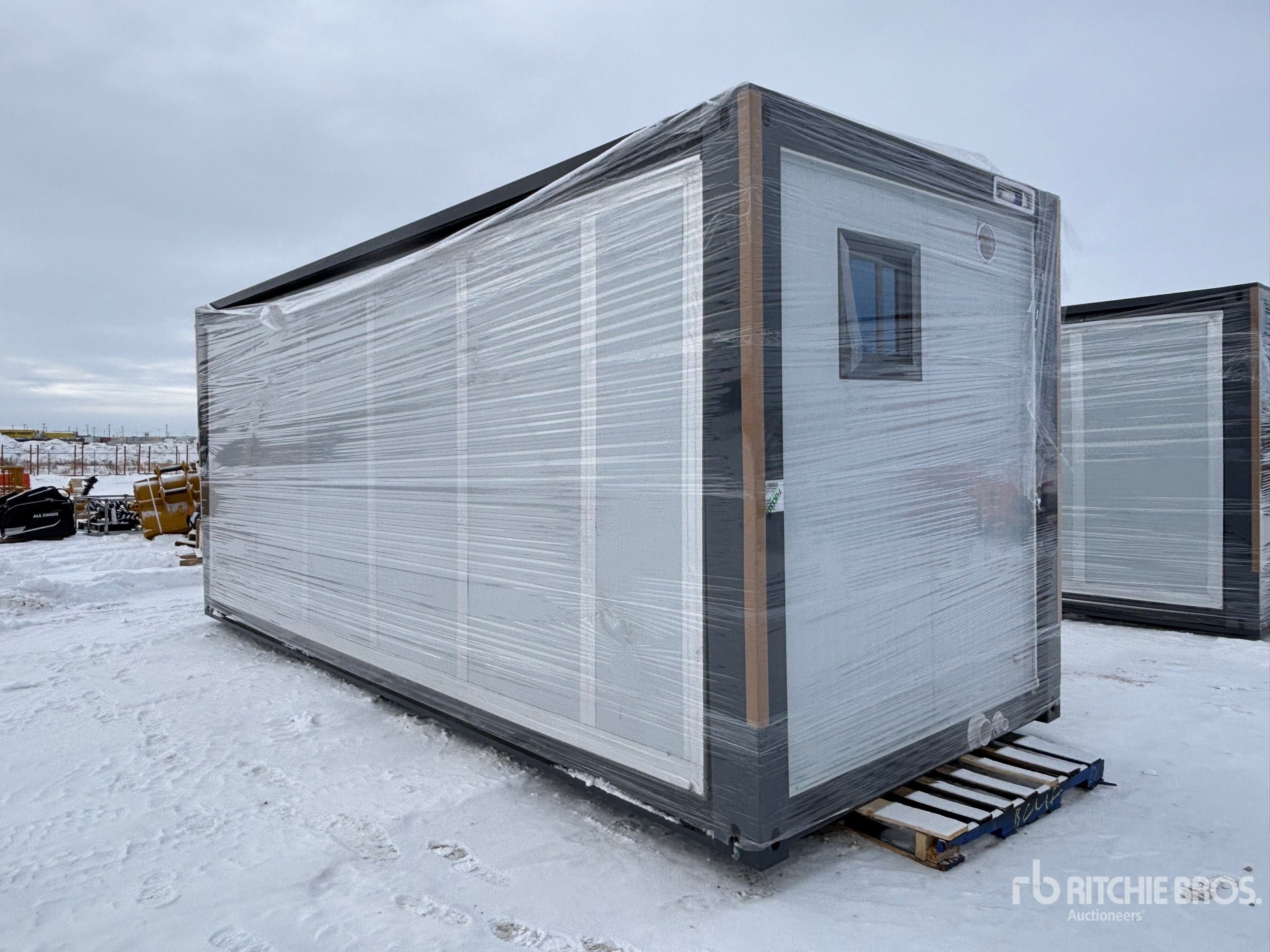 Aspect général with Image, coin arrière gauche