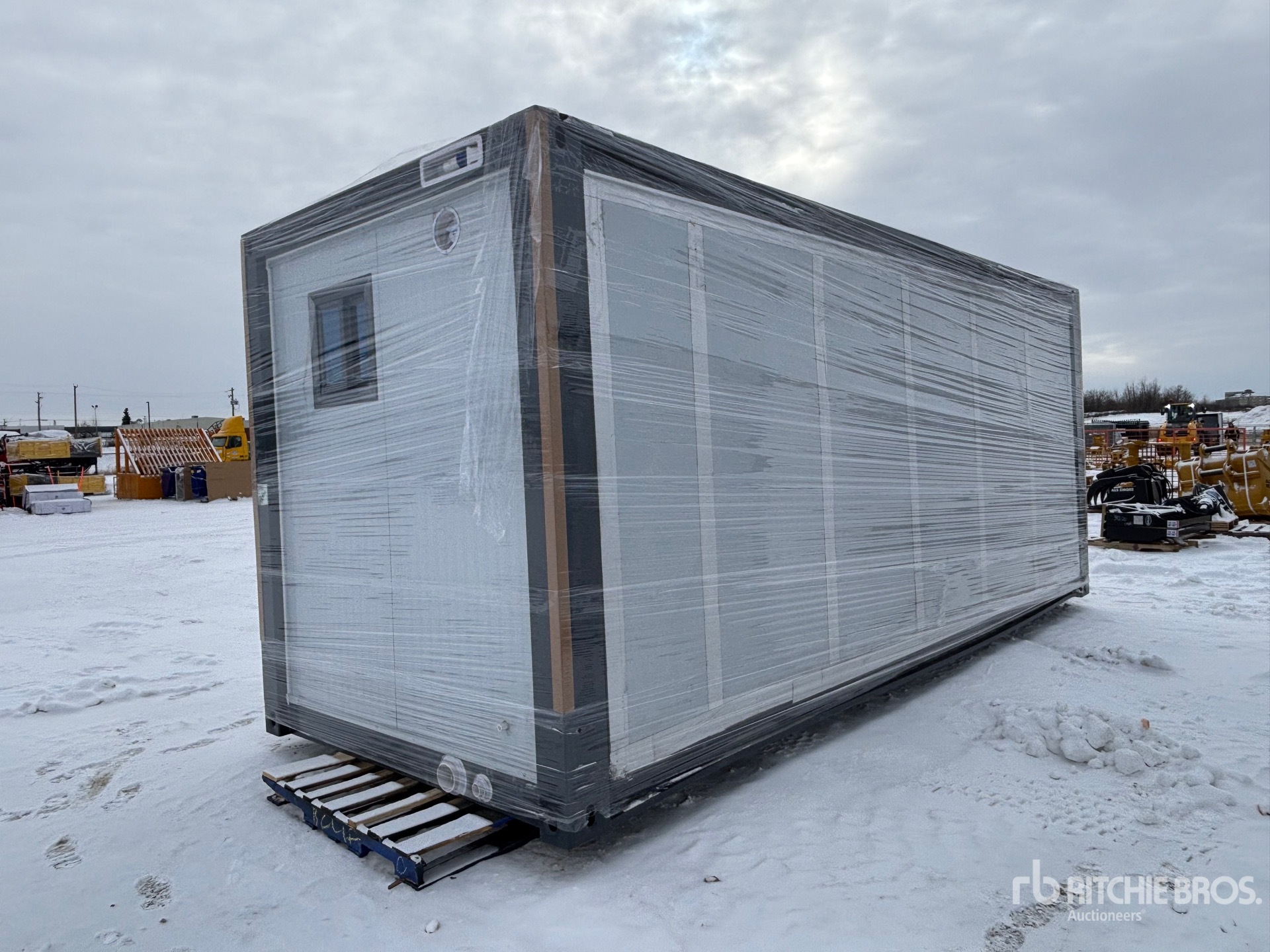 Aspect général with Image, coin arrière droit