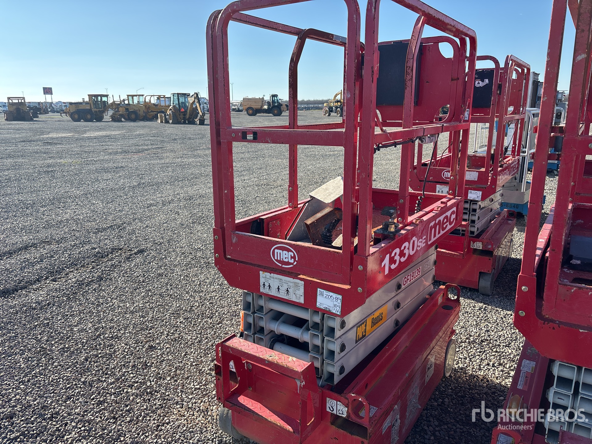 General Appearance with Featured Photo