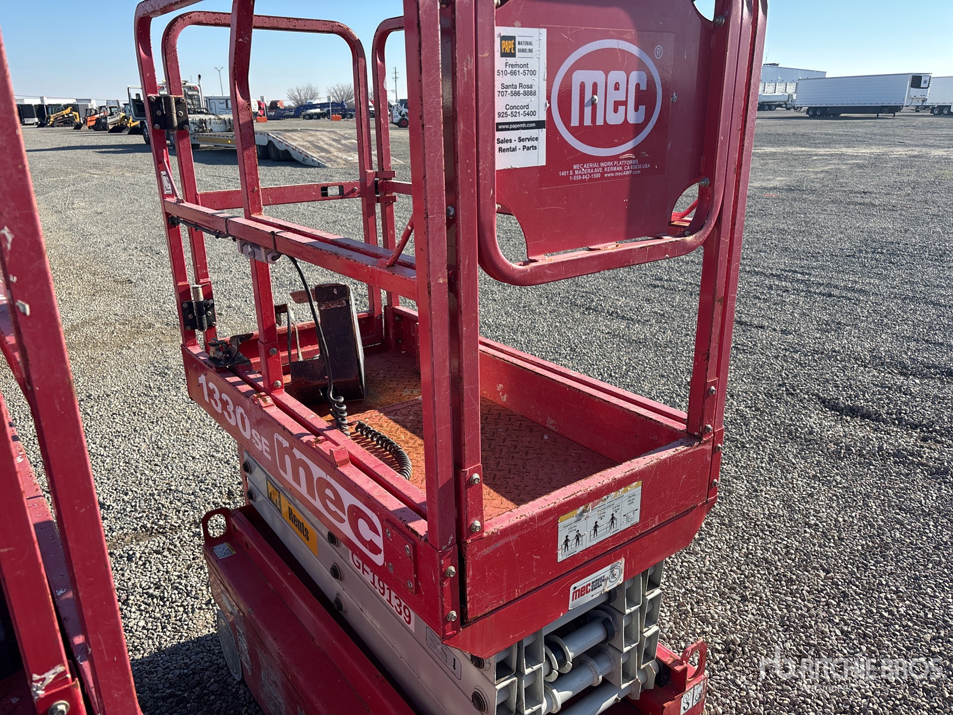 General Appearance with Picture, Left Rear Corner