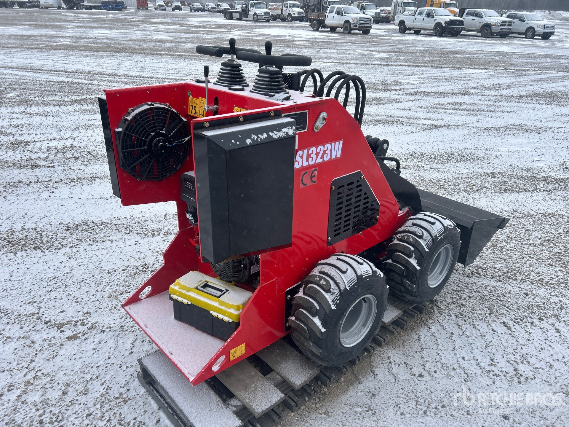 General Appearance with Foto, angolo anteriore sinistro