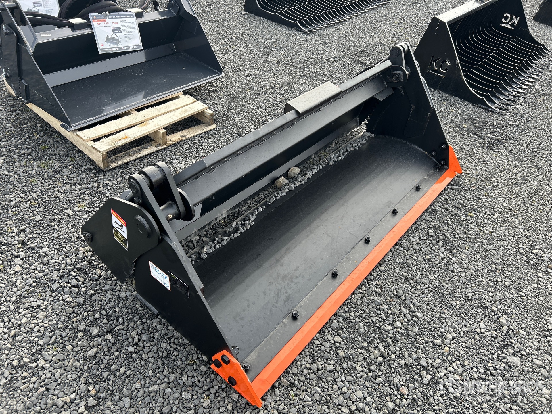 Aspect général with Image, coin avant droit