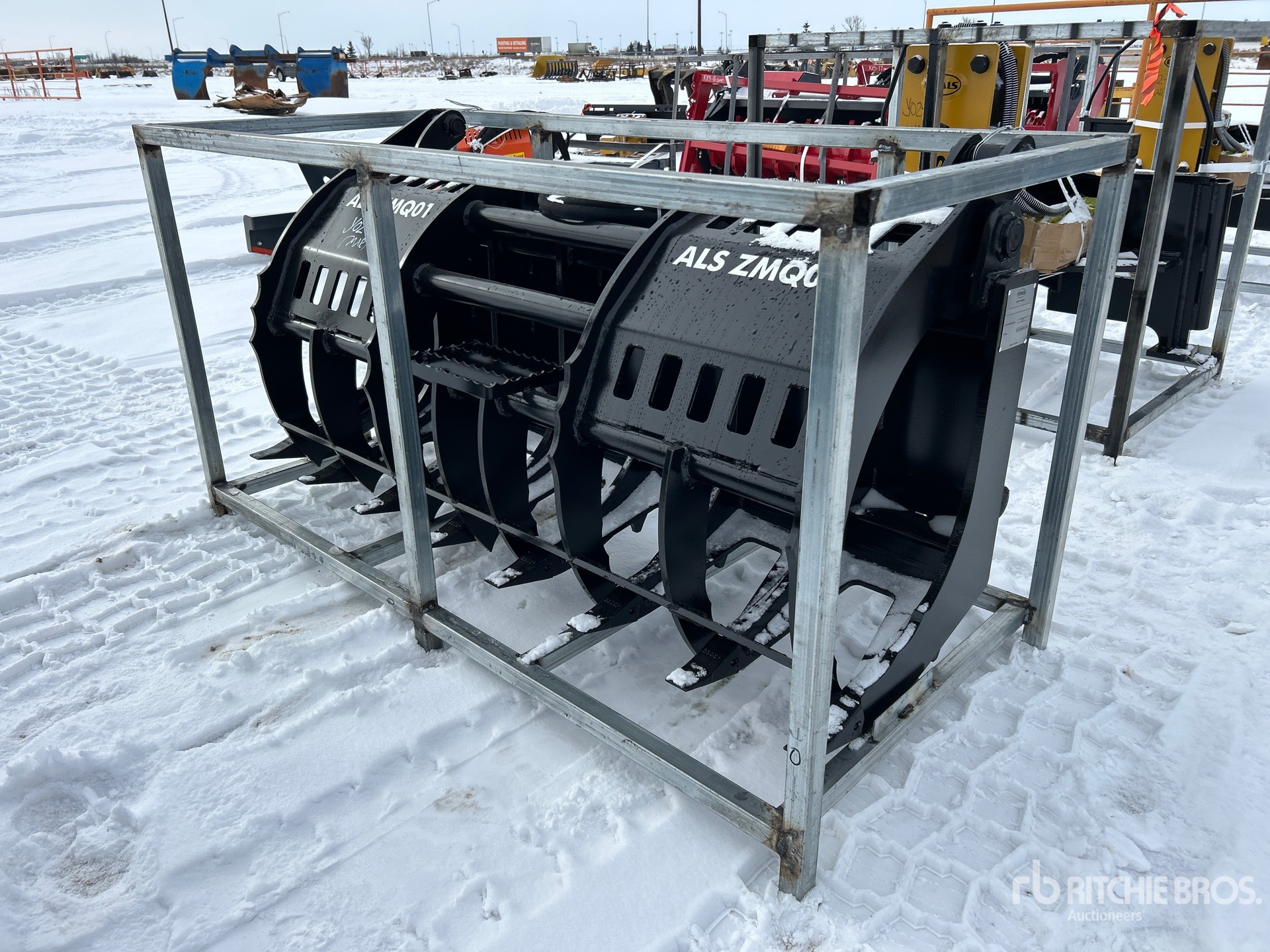 General Appearance with Bild, Ecke vorne links