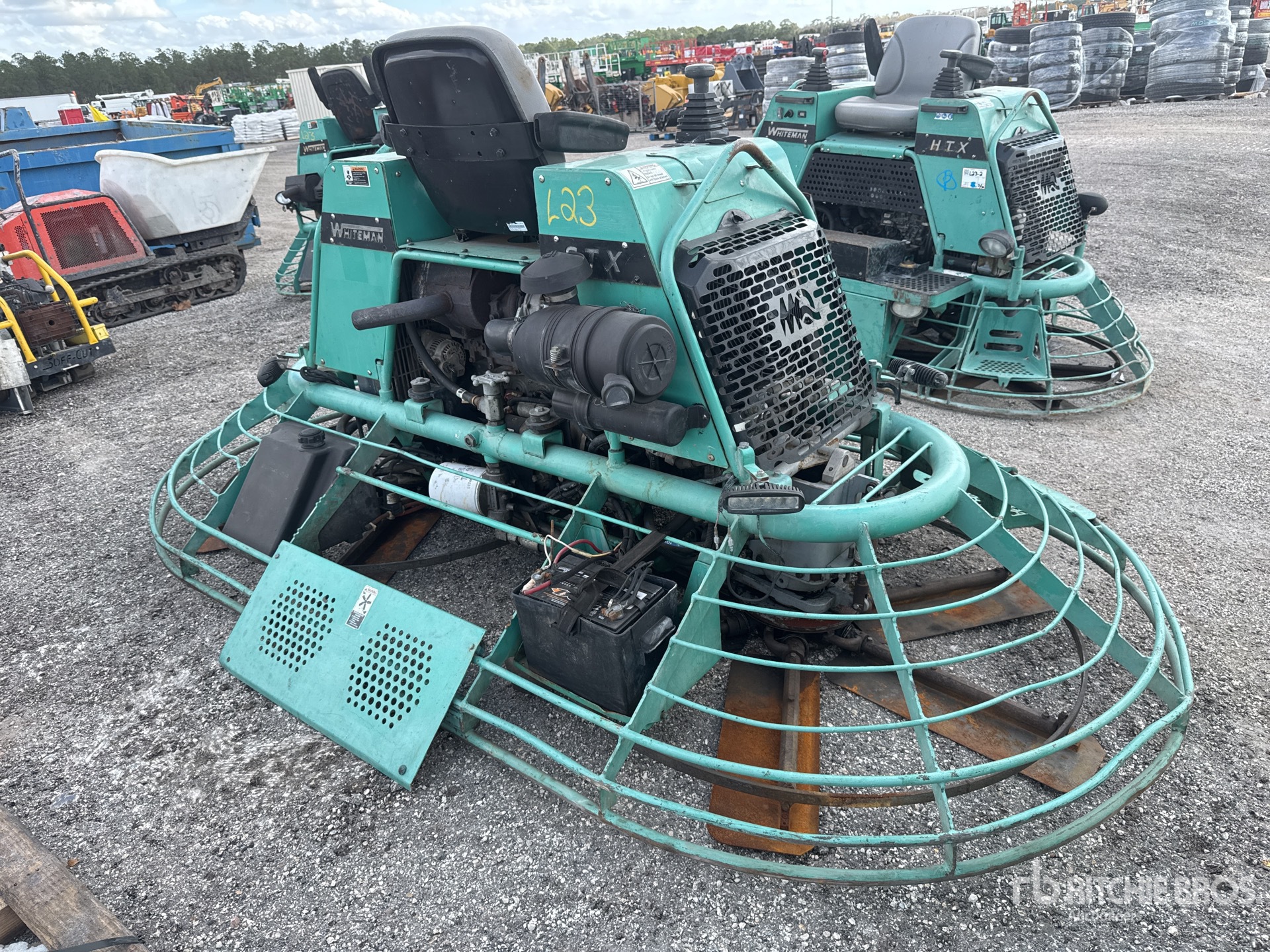 General Appearance with Bild, Ecke hinten links