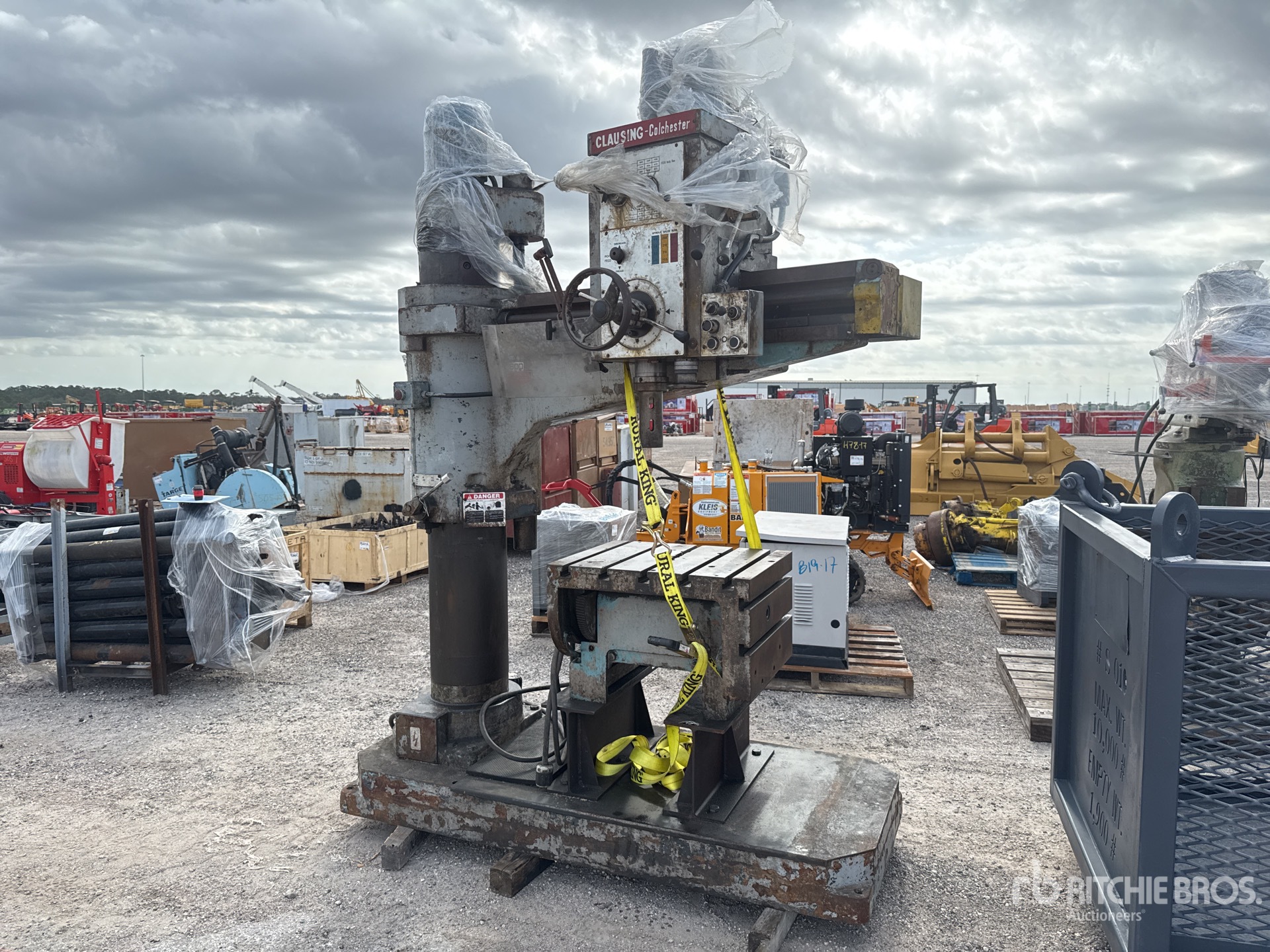 General Appearance with Picture, Right Front Corner