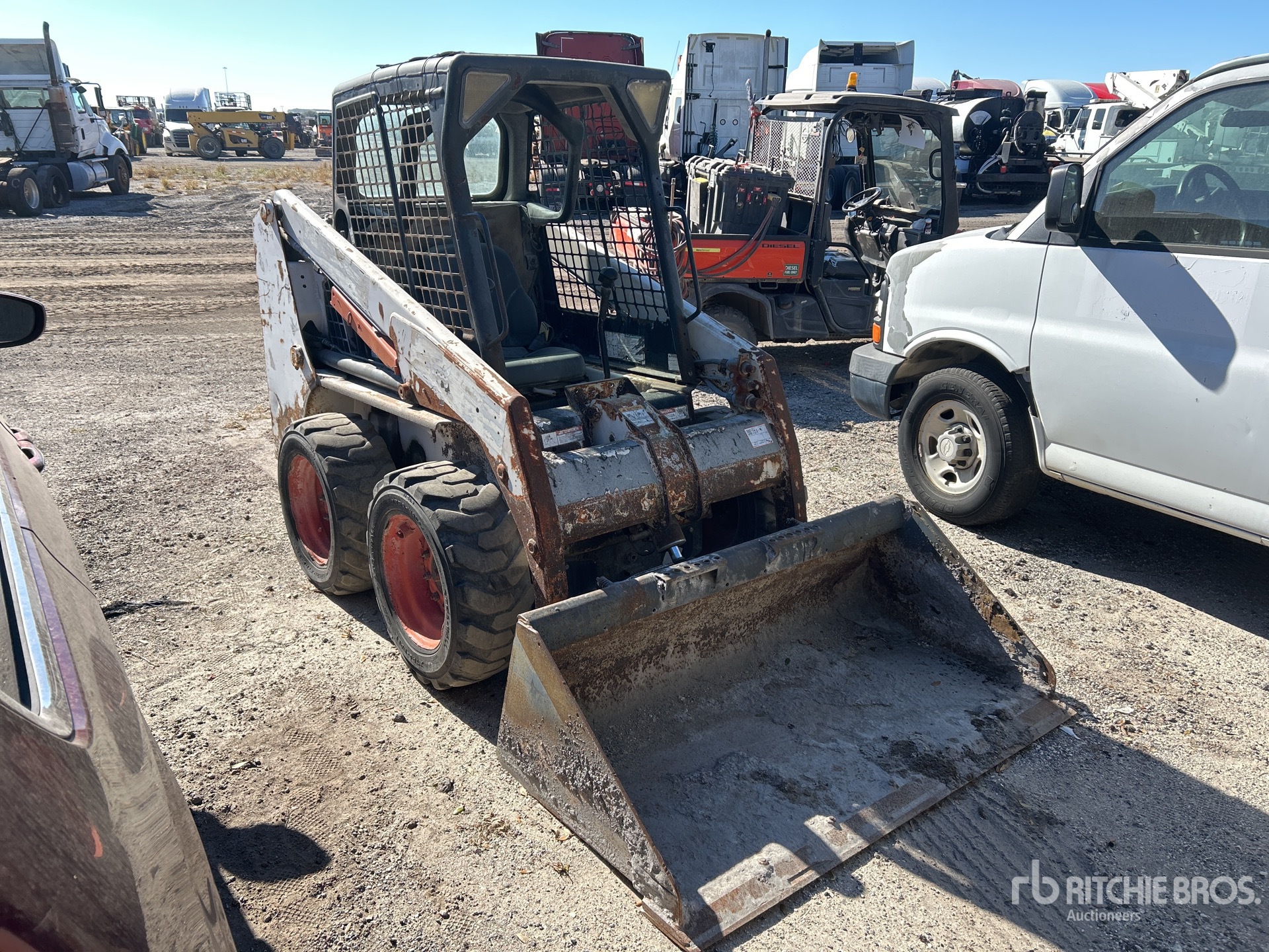 General Appearance with Picture, Right Front Corner