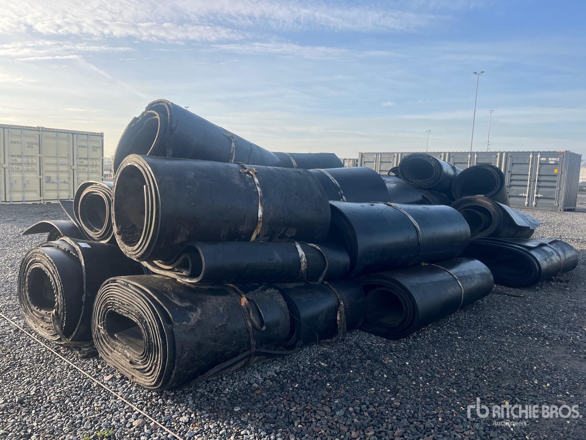 General Appearance with Featured Photo