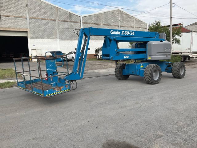 2006 Genie Z-60/34 4WD Dual Fuel Articulating Boom Lift