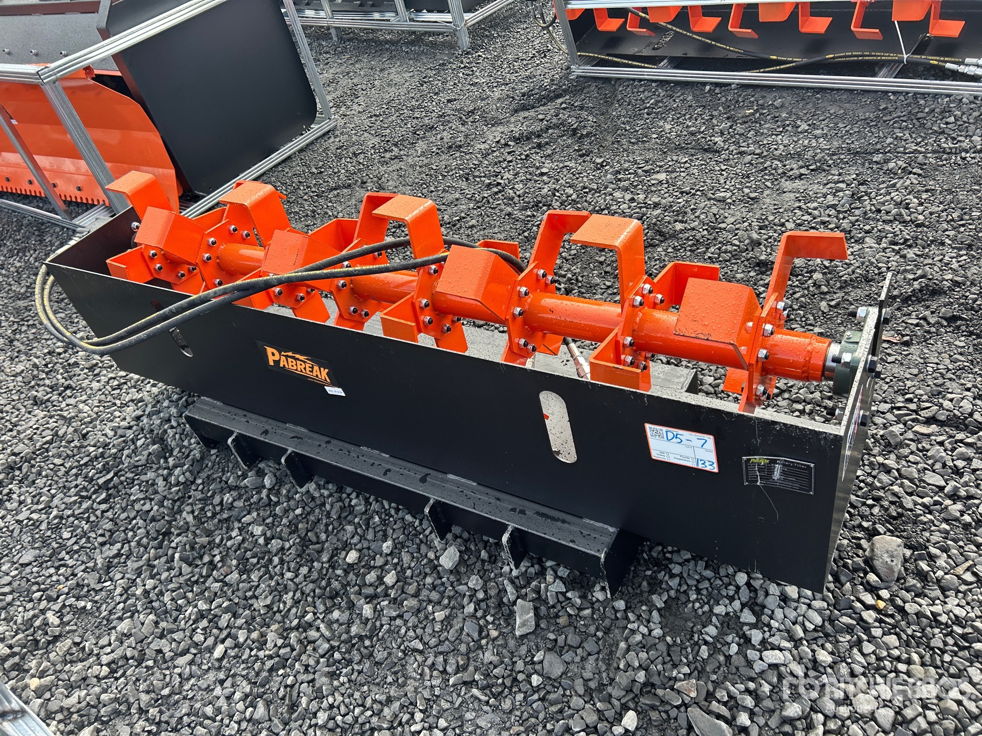 General Appearance with Picture, Left Rear Corner