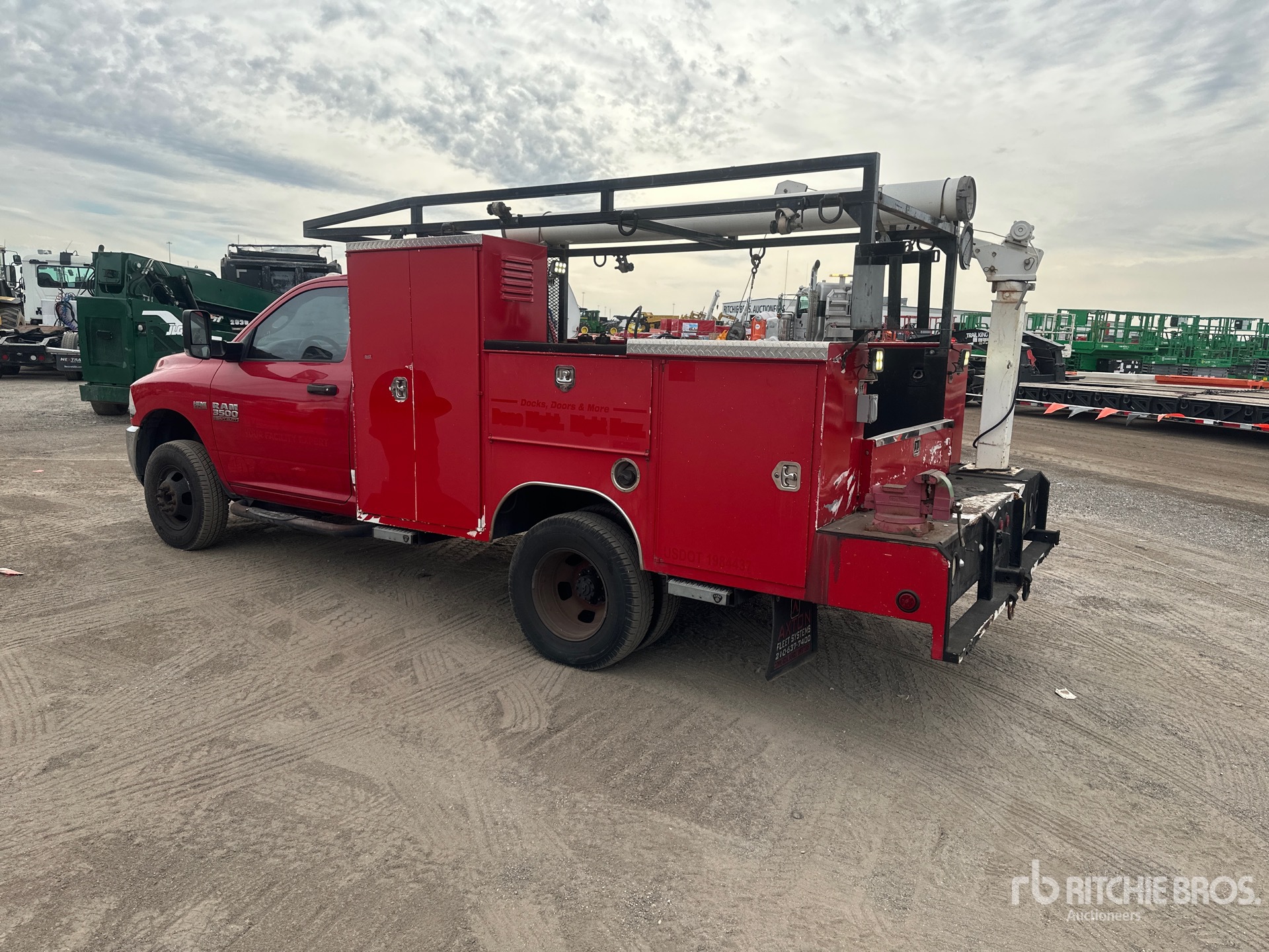 General Appearance with Imagen: esquina trasera izquierda