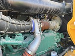 Engine with Exhaust System