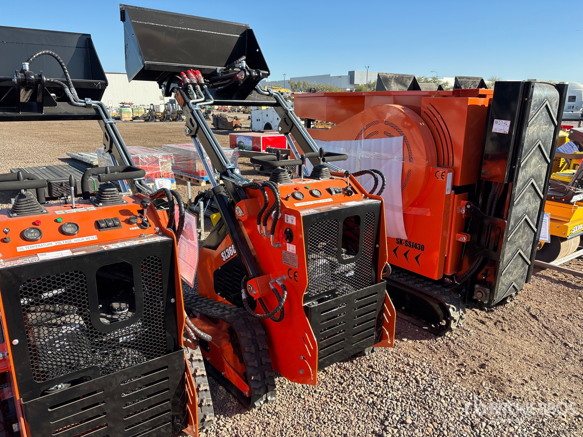 General Appearance with Picture, Left Front Corner