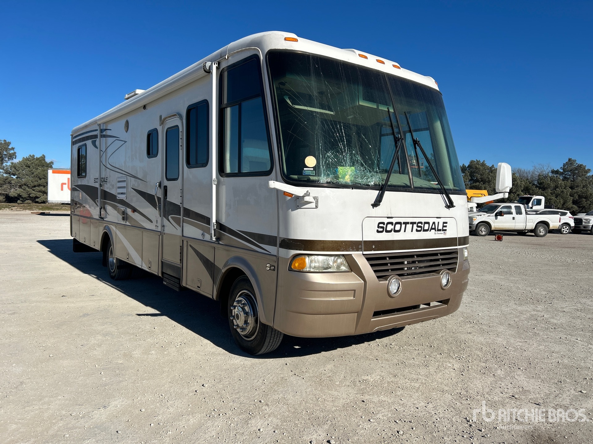 General Appearance with Picture, Right Front Corner