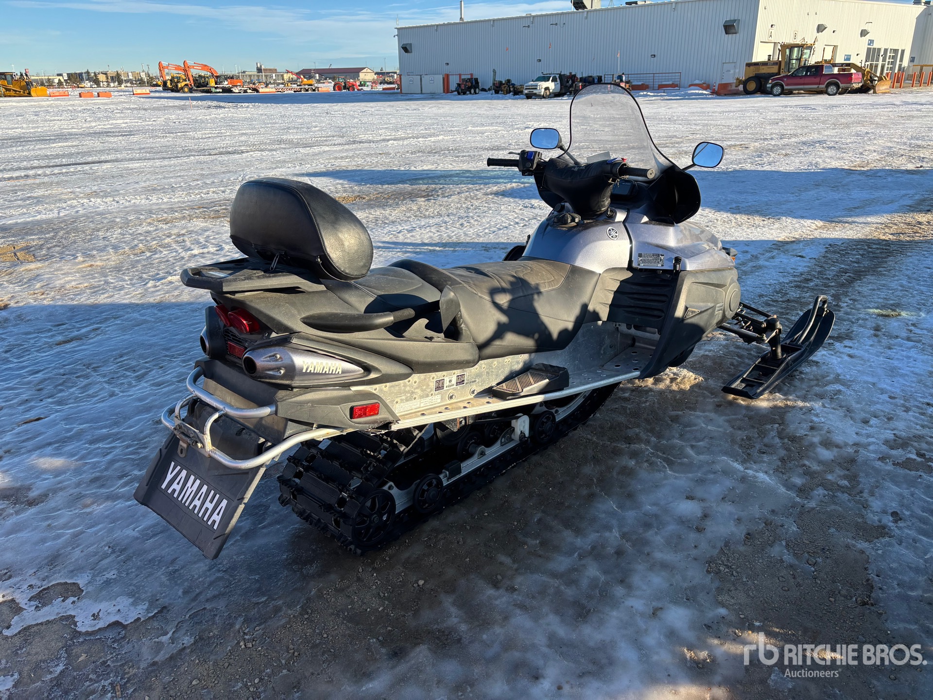 Aspect général with Image, coin arrière droit