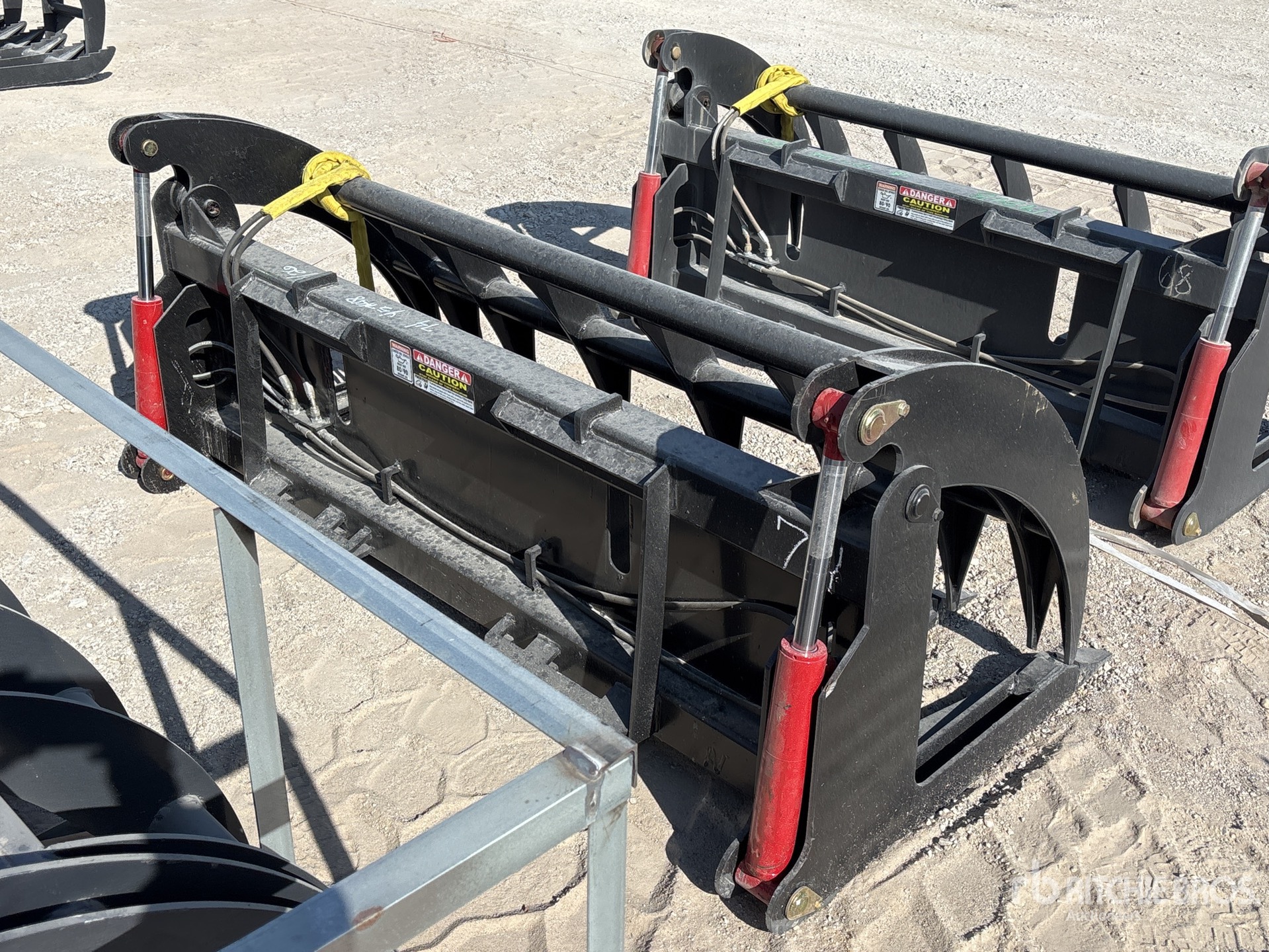 General Appearance with Imagen: esquina trasera derecha