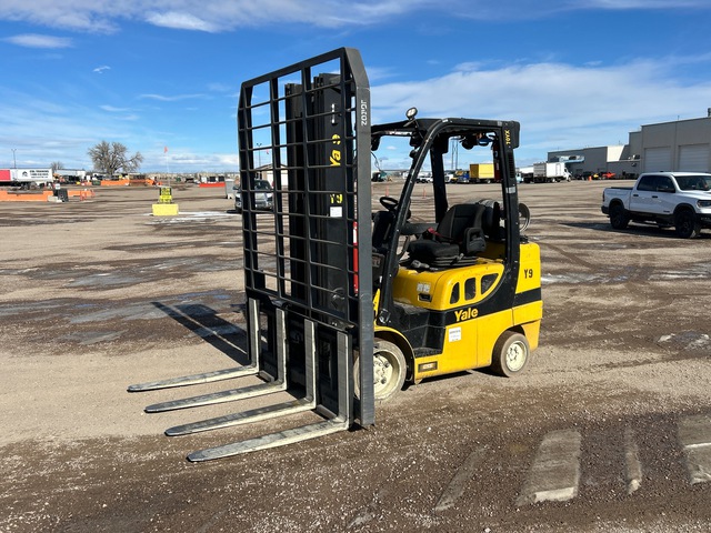 Yale GLC070VXNKSE098 4950 lb Cushion Tire Forklift