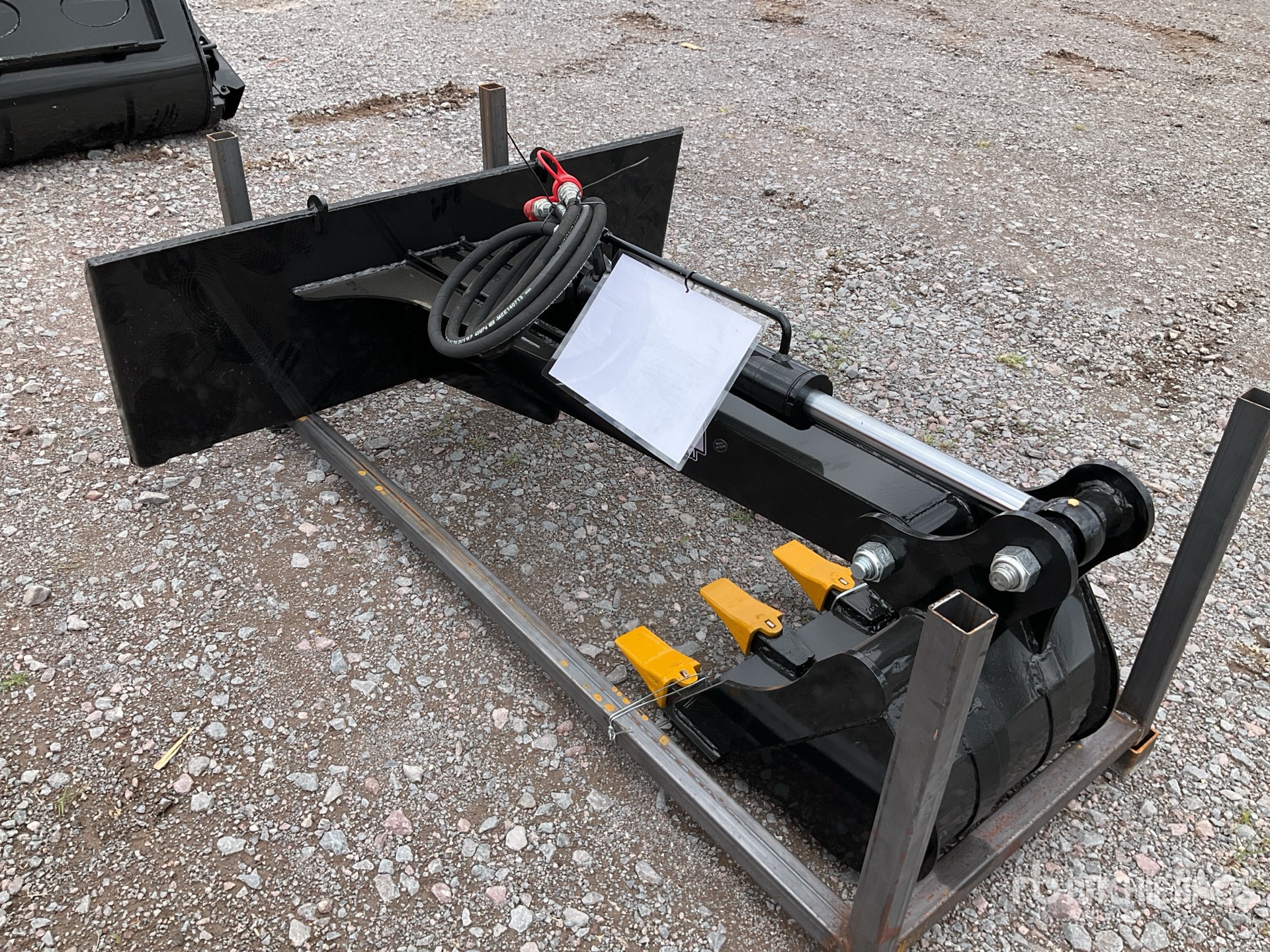 Aspect général with Image, coin avant droit