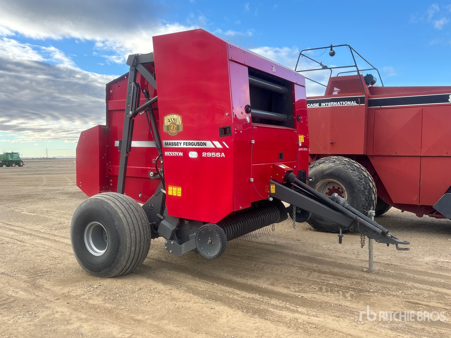 General Appearance with Bild, Ecke vorne rechts