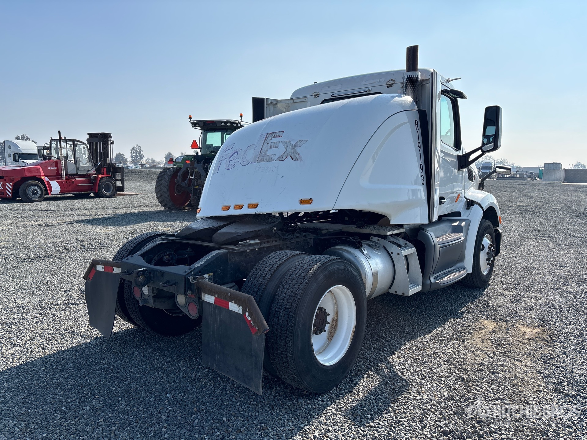 General Appearance with Bild, Ecke hinten rechts