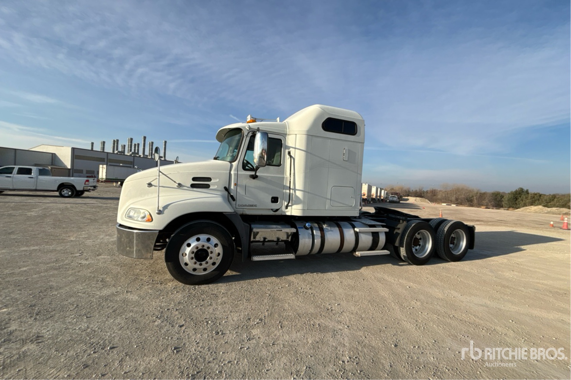 General Appearance with Imagen: esquina delantera izquierda