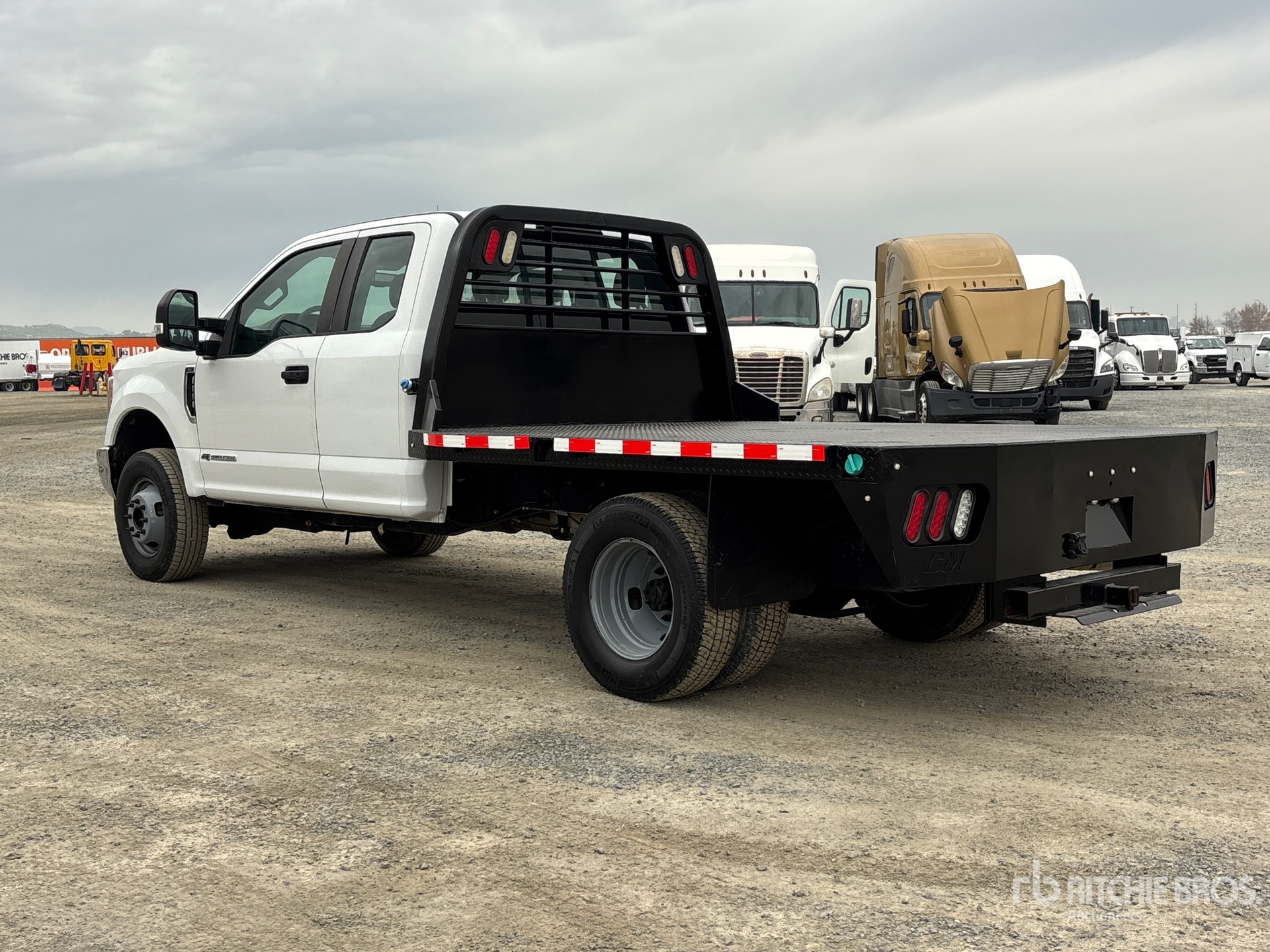 General Appearance with Zdjęcie, lewy dolny róg