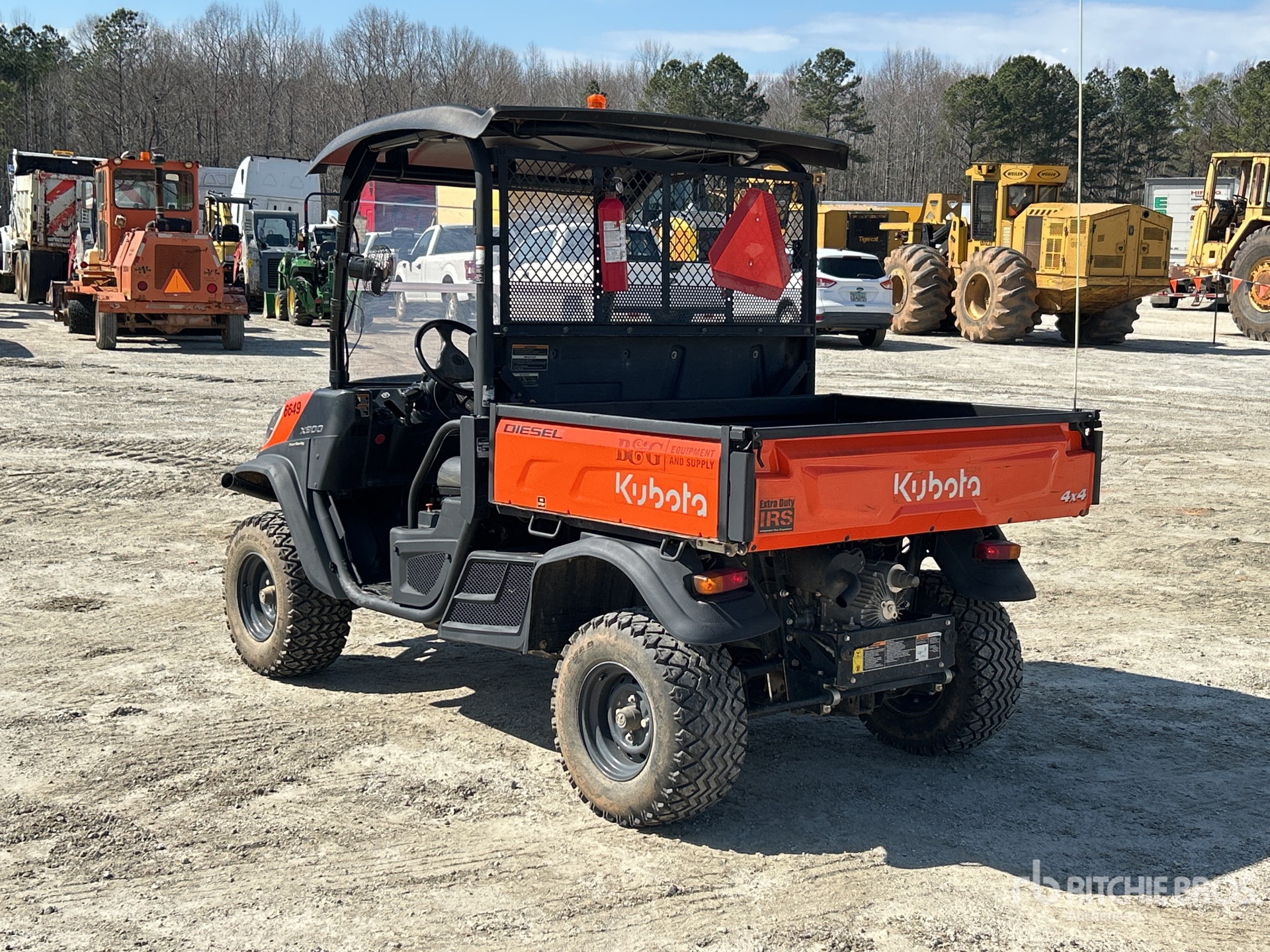 General Appearance with Picture, Left Rear Corner